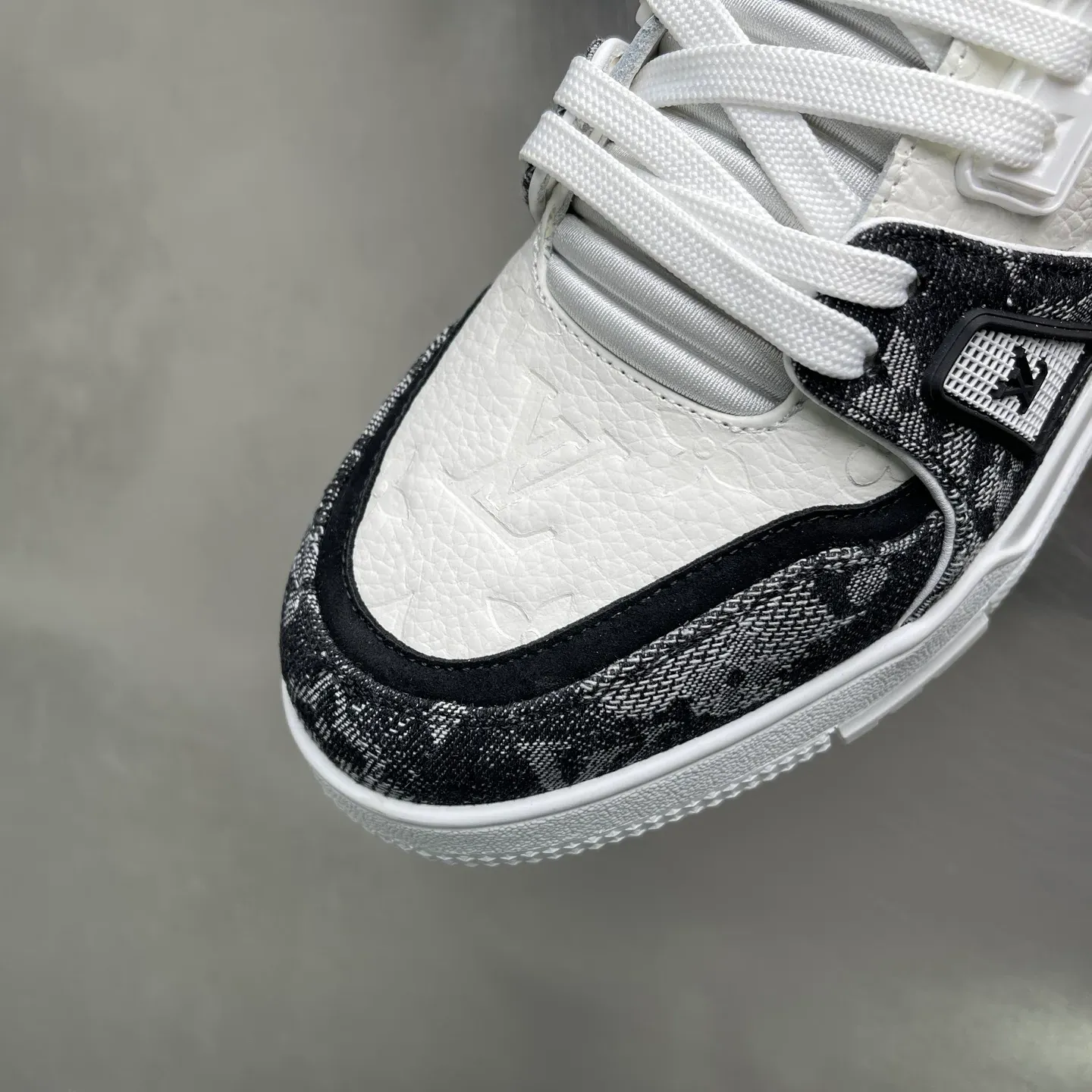 Кроссовки Мужские Louis Vuitton 986895