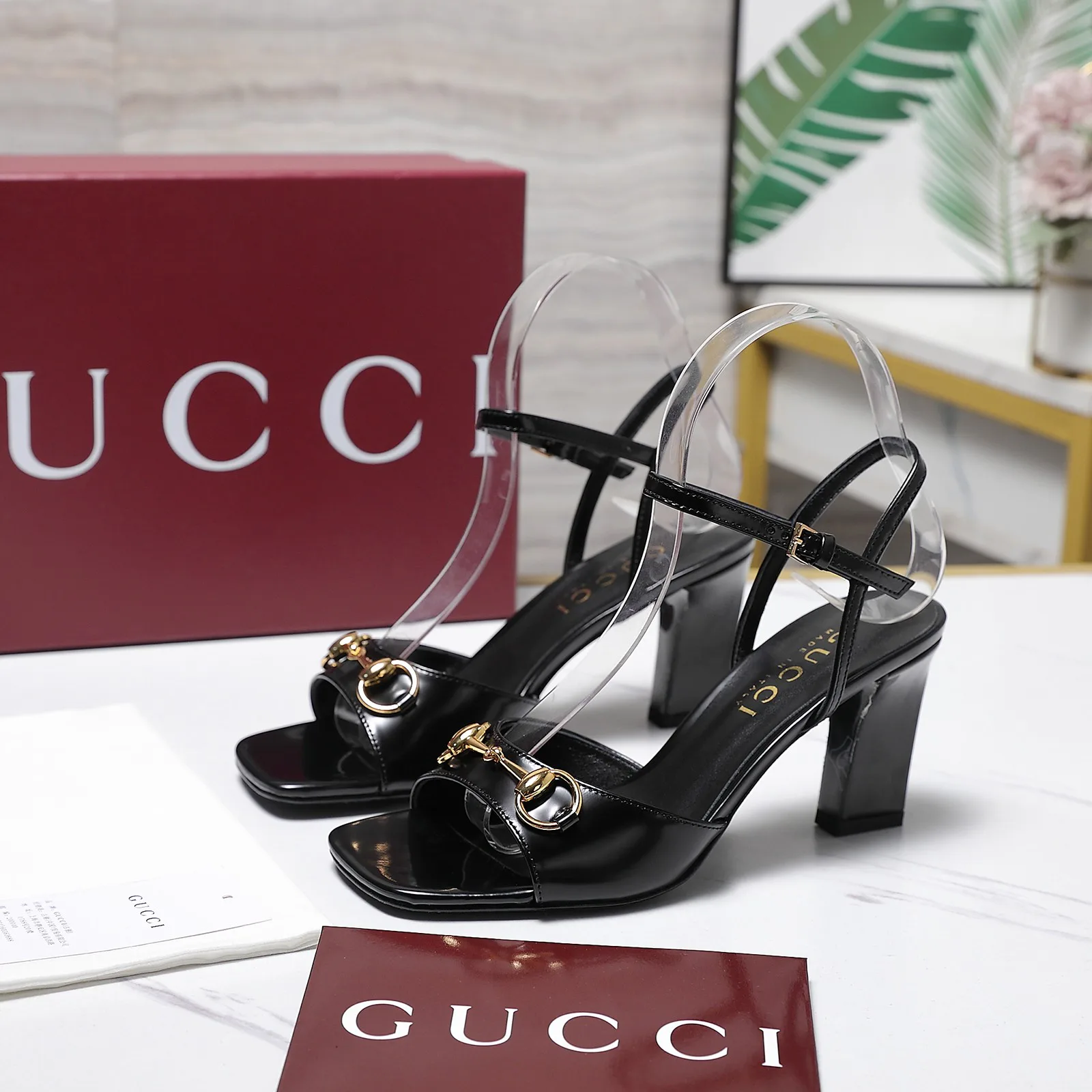 Босоножки Женские Gucci 13542409