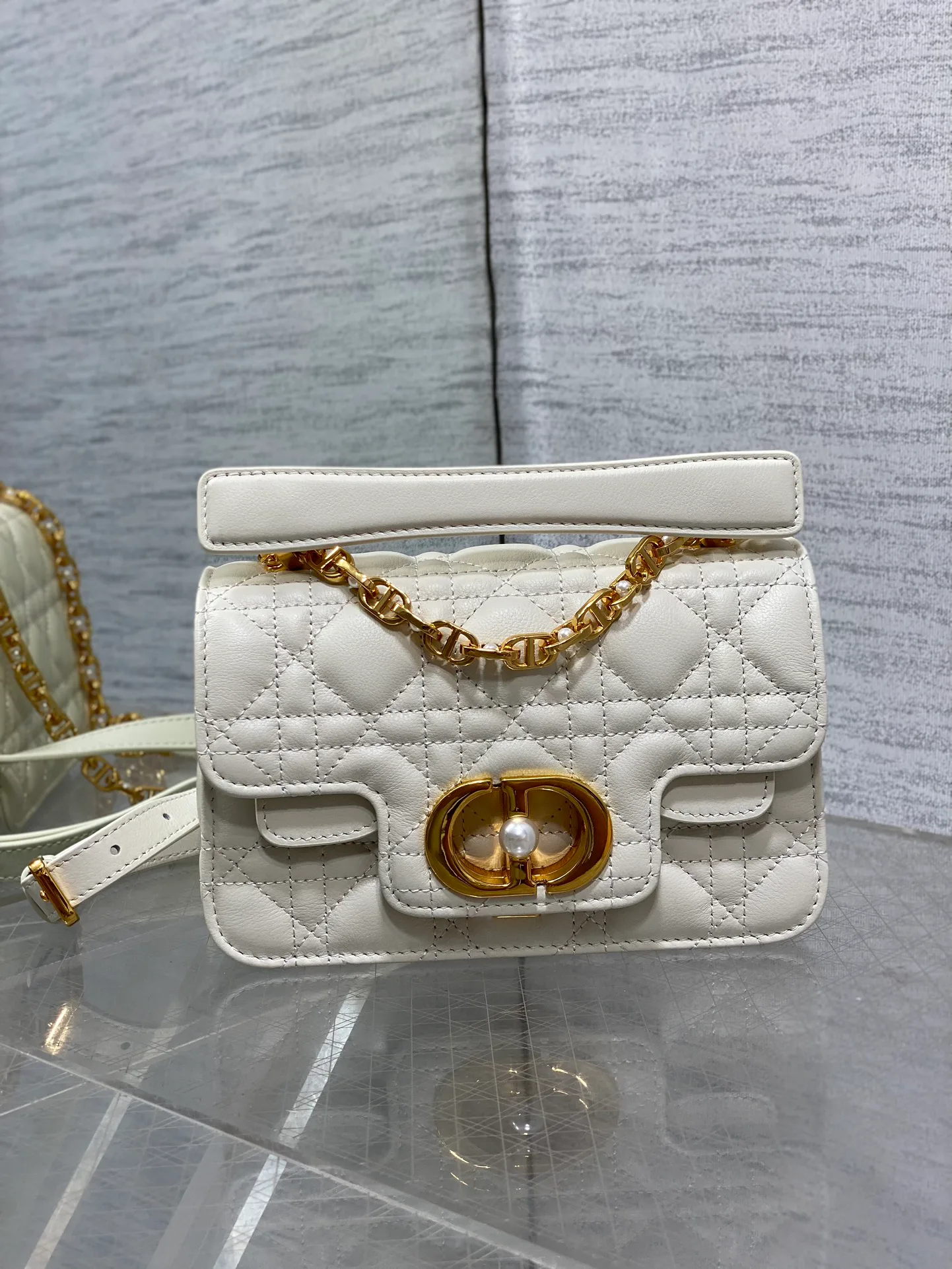 Сумки На Ремне Женские Christian Dior 274267