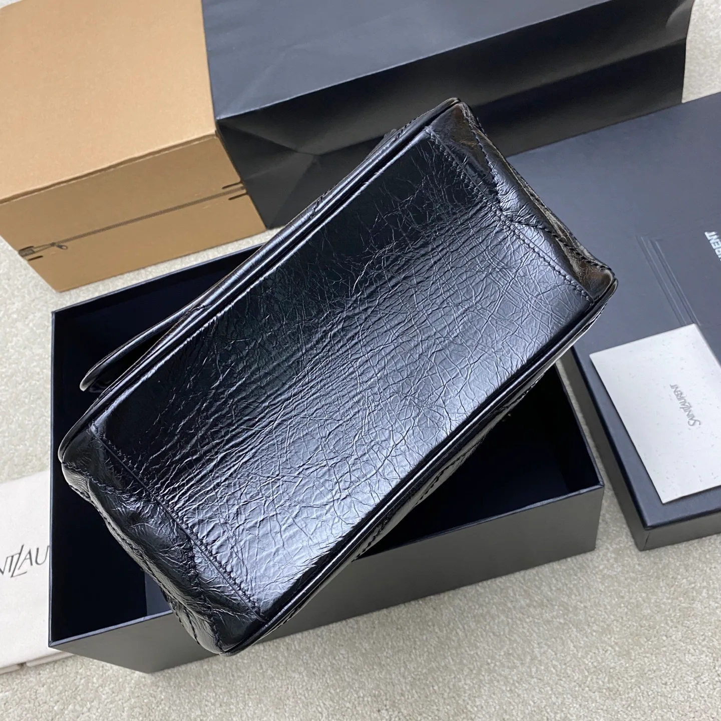 Классические Сумки Женские Saint Laurent 10000426