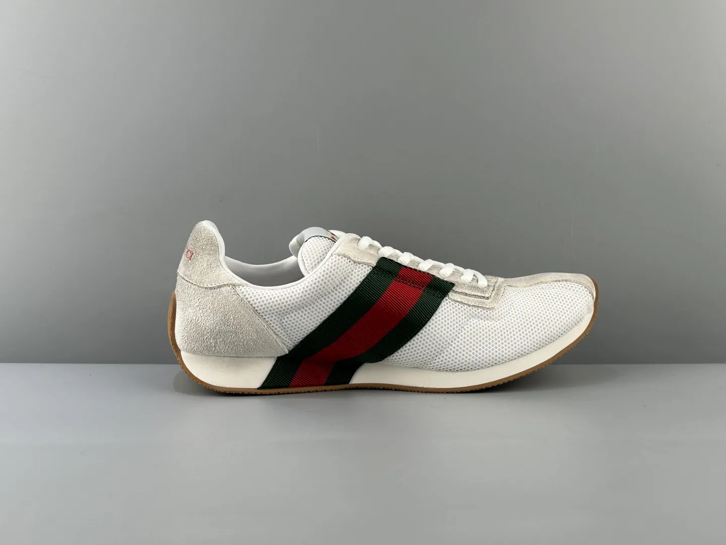 Кроссовки Женские Gucci 18583681