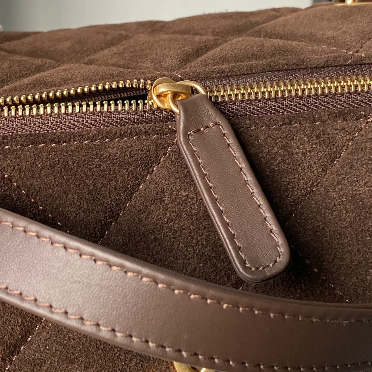 Сумки На Ремне Женские Chanel 1850380