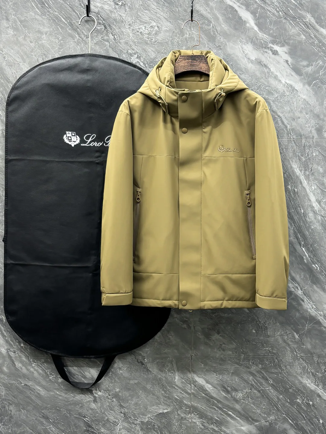 Куртки И Пуховики Женские Loro Piana 1392985
