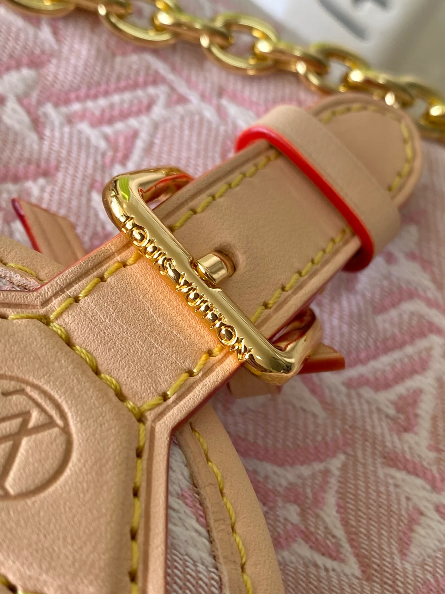 Классические Сумки Женские Louis Vuitton 18170465