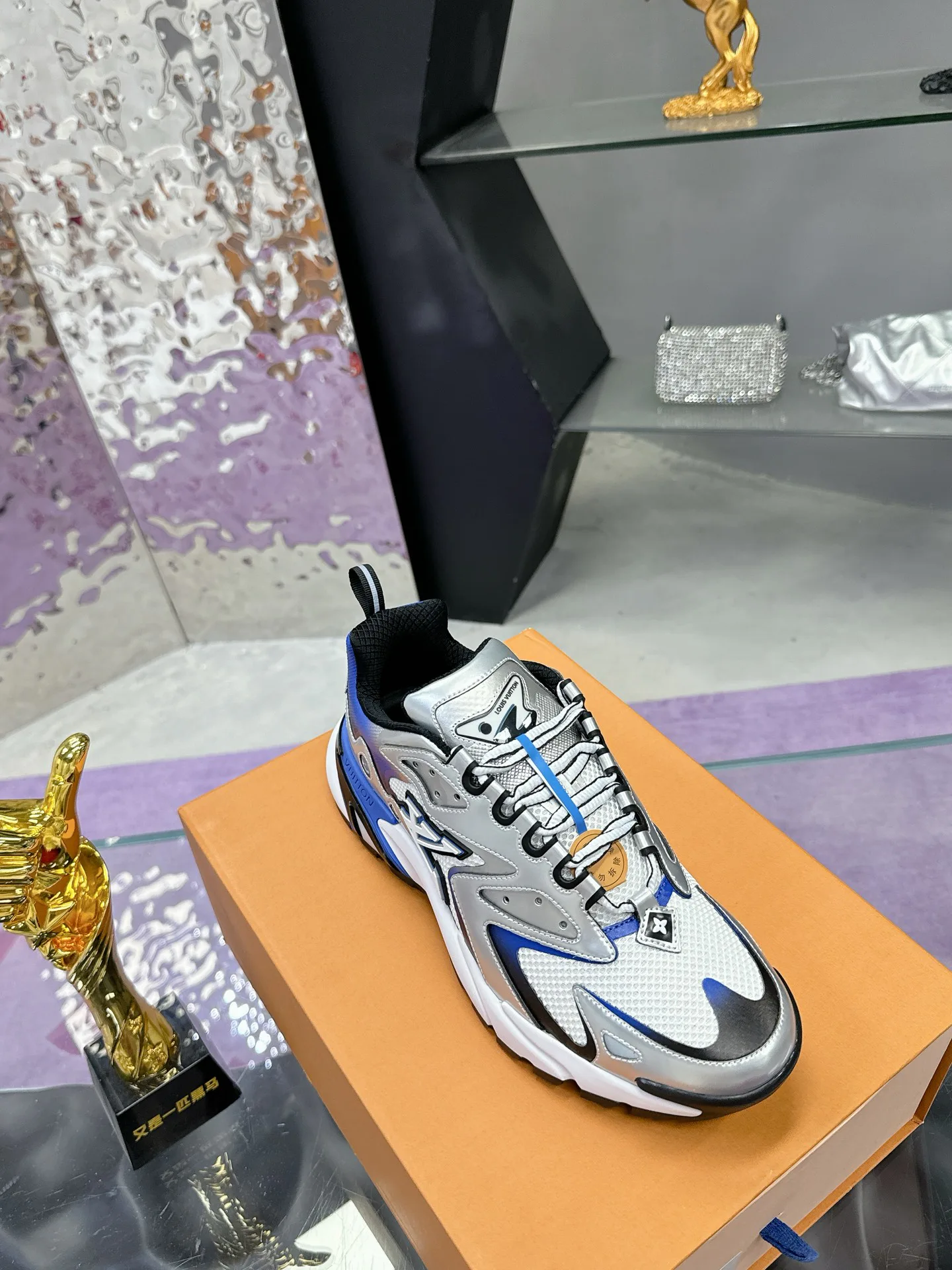 Кроссовки Мужские Louis Vuitton 841689