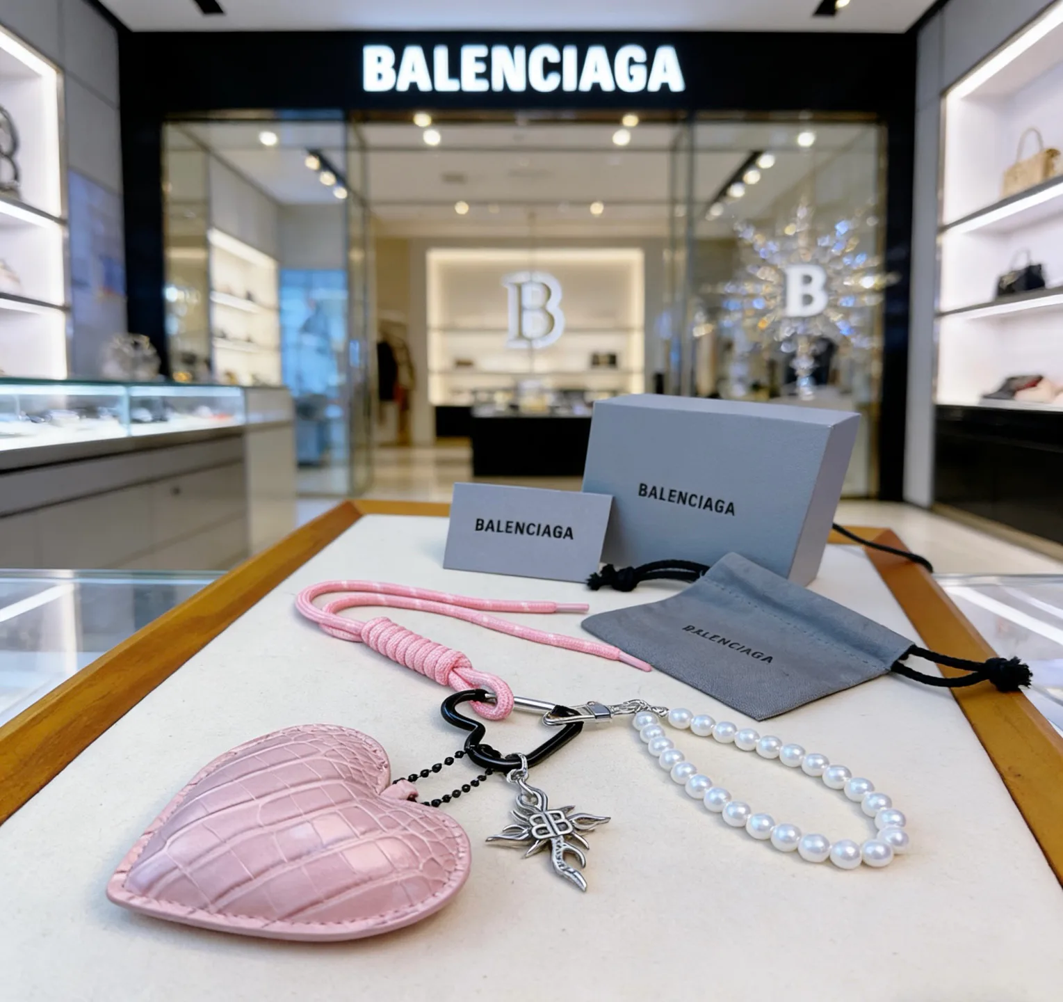 Ключницы Balenciaga 10890830