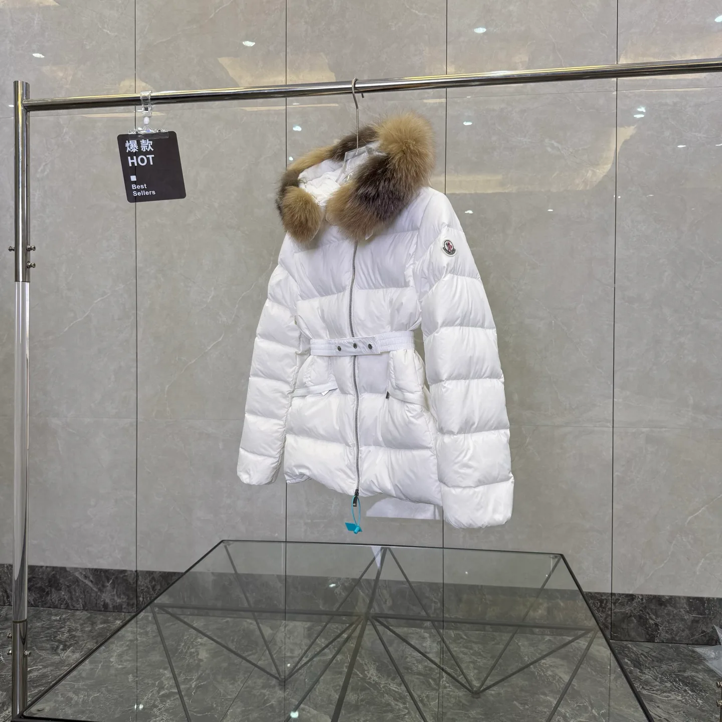 Куртки И Пуховики Женские Moncler 17949883