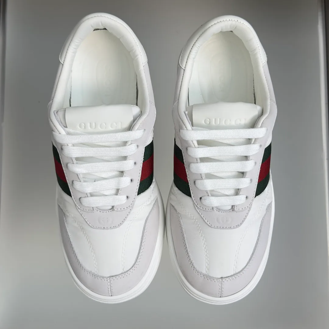 Кроссовки Женские Gucci 17950550