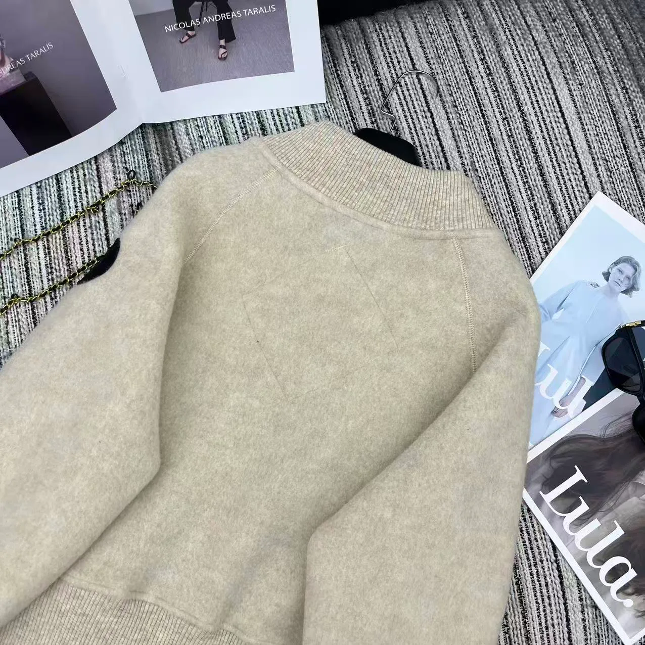 Куртки И Пуховики Женские Canada Goose 611658