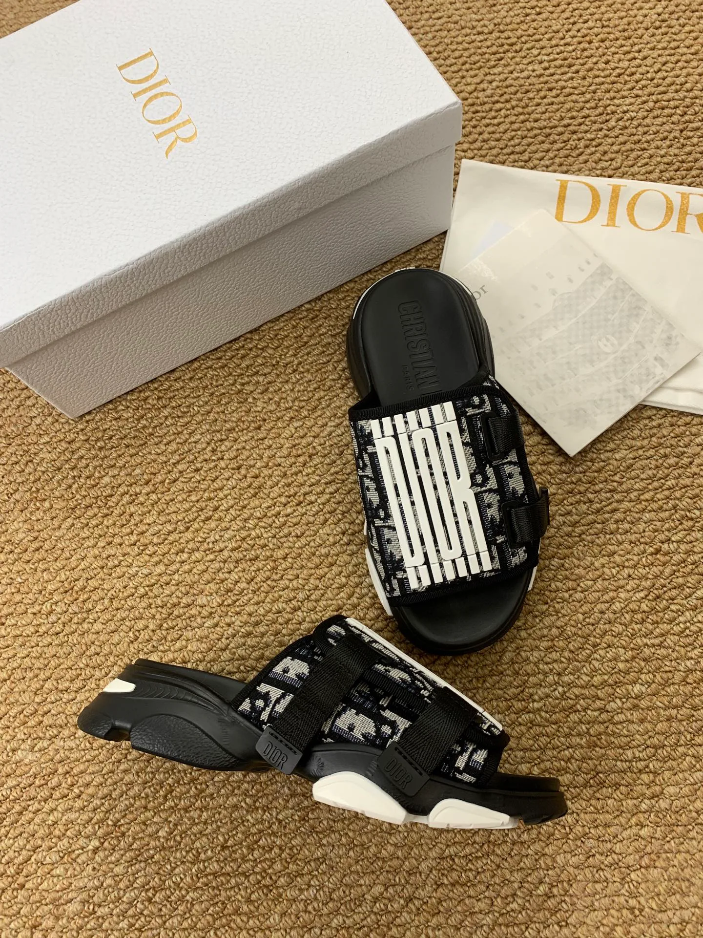 Шлепанцы Женские Christian Dior 17545237
