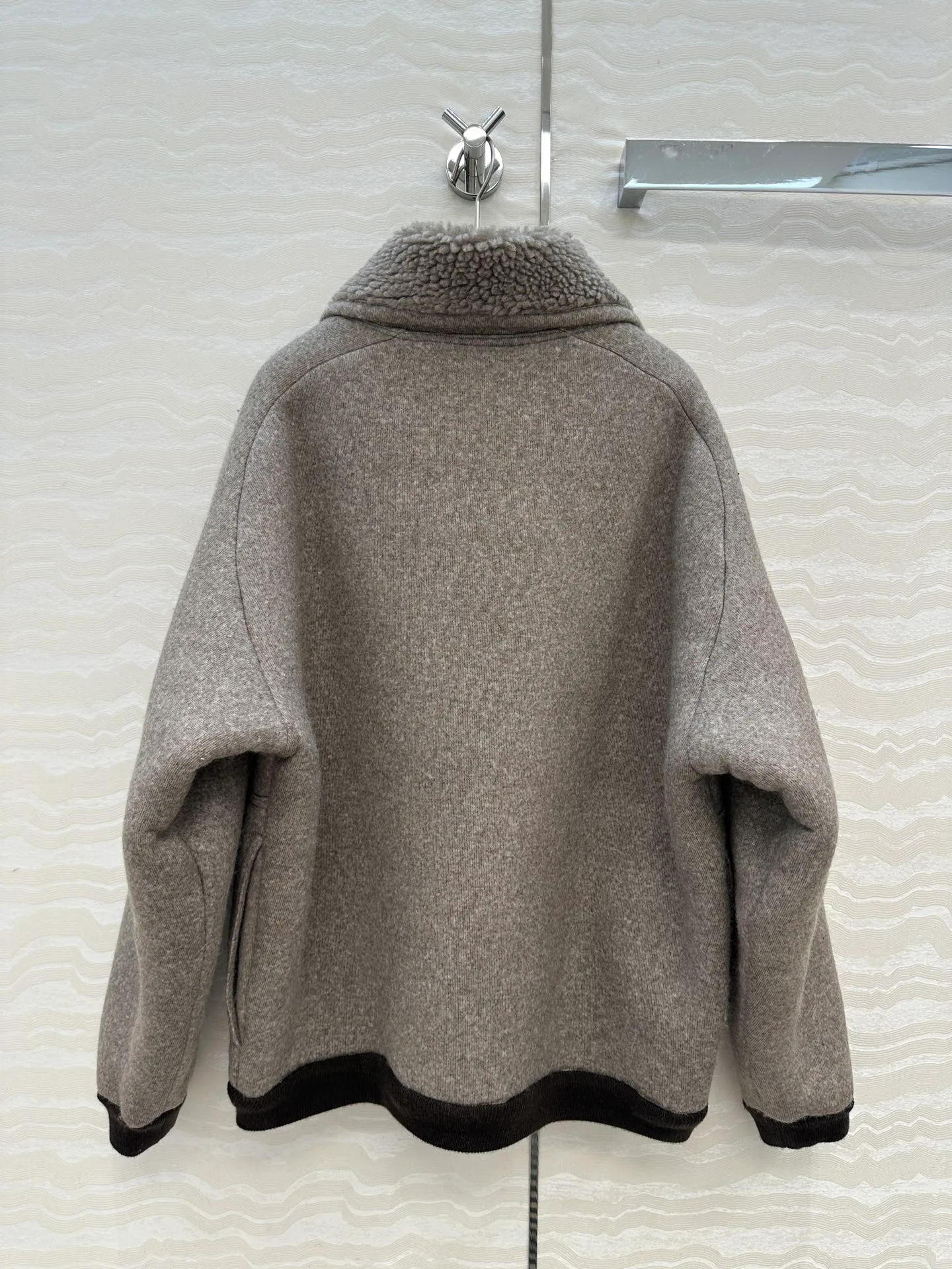 Куртки И Пуховики Женские Miu Miu 168770