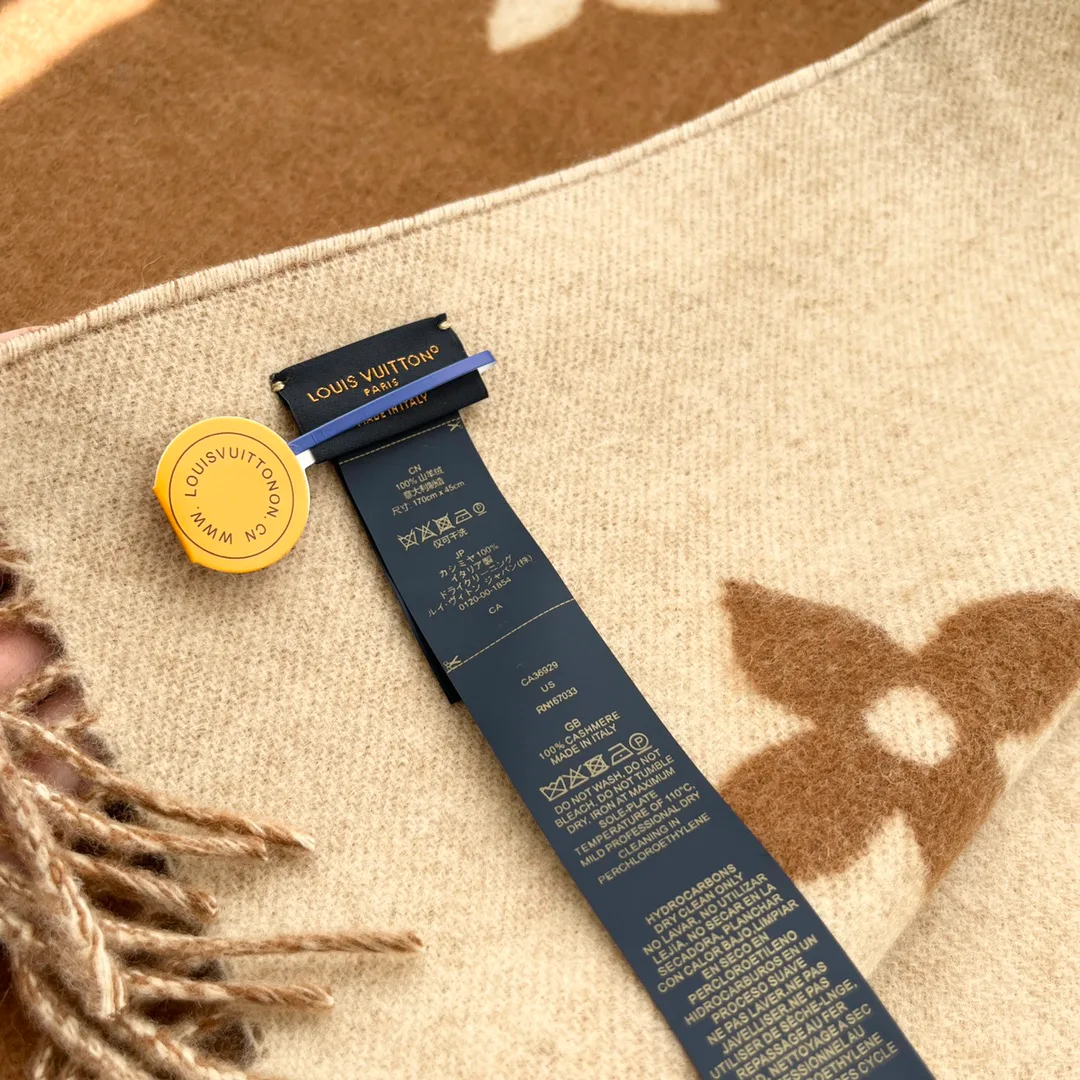 Шарфы Louis Vuitton 1846