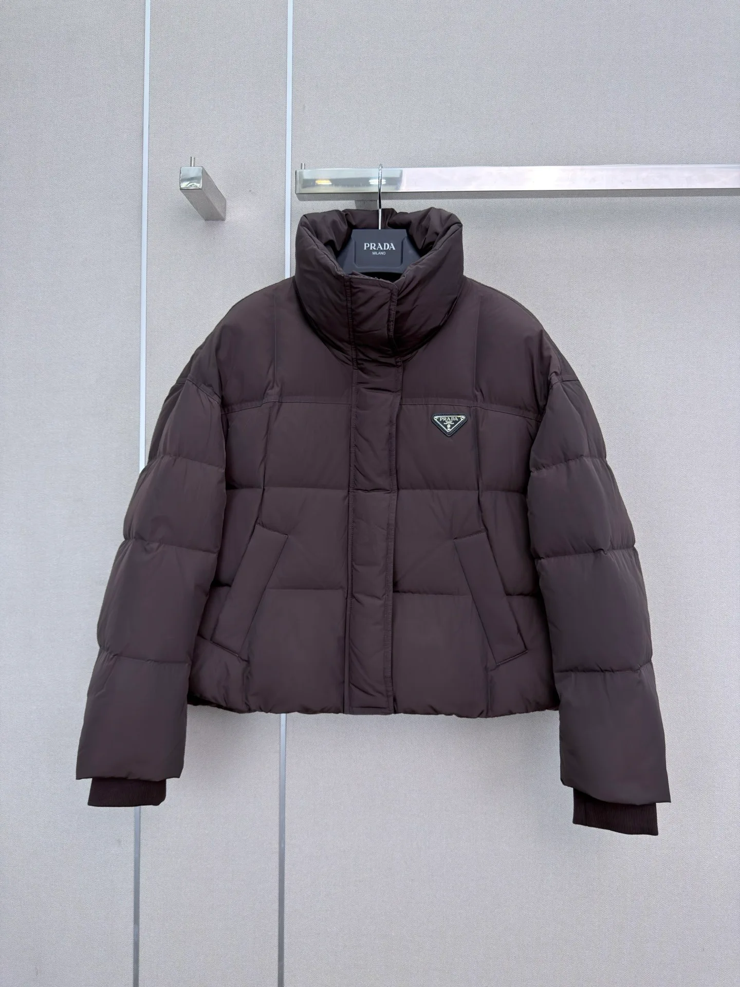 Куртки И Пуховики Женские Prada 19589743