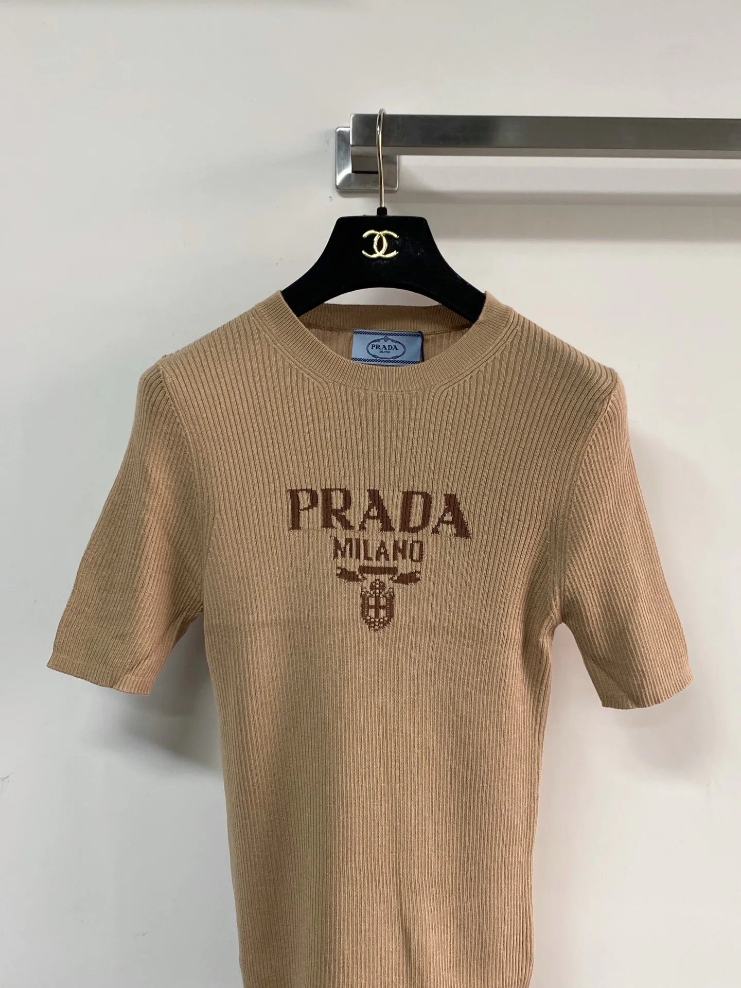 Футболки Женские Prada 11946191