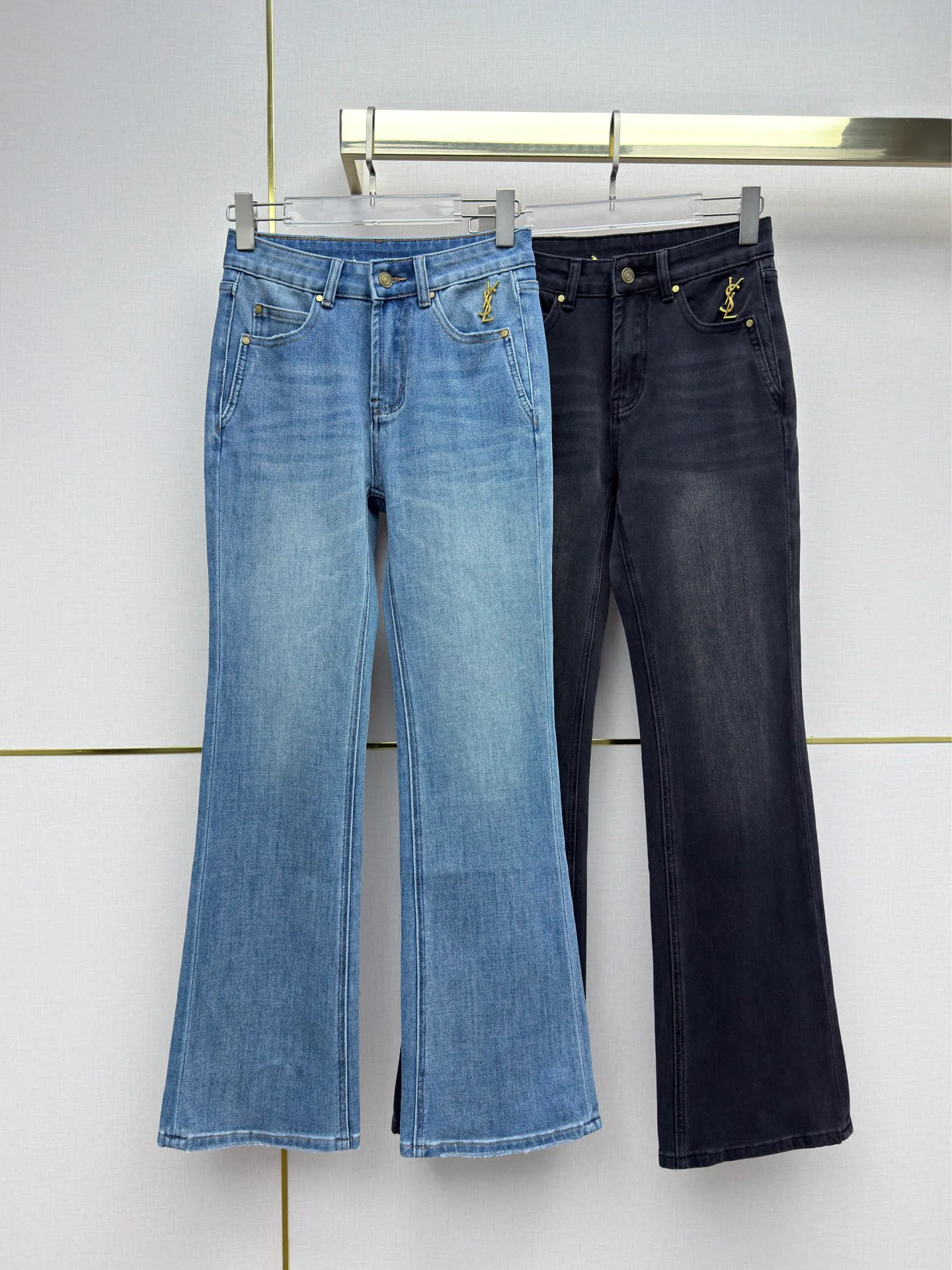 Джинсы Женские Saint Laurent 12929629