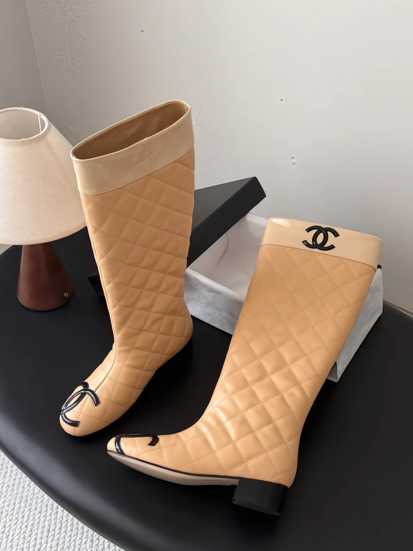 Сапоги Женские Chanel 18997219