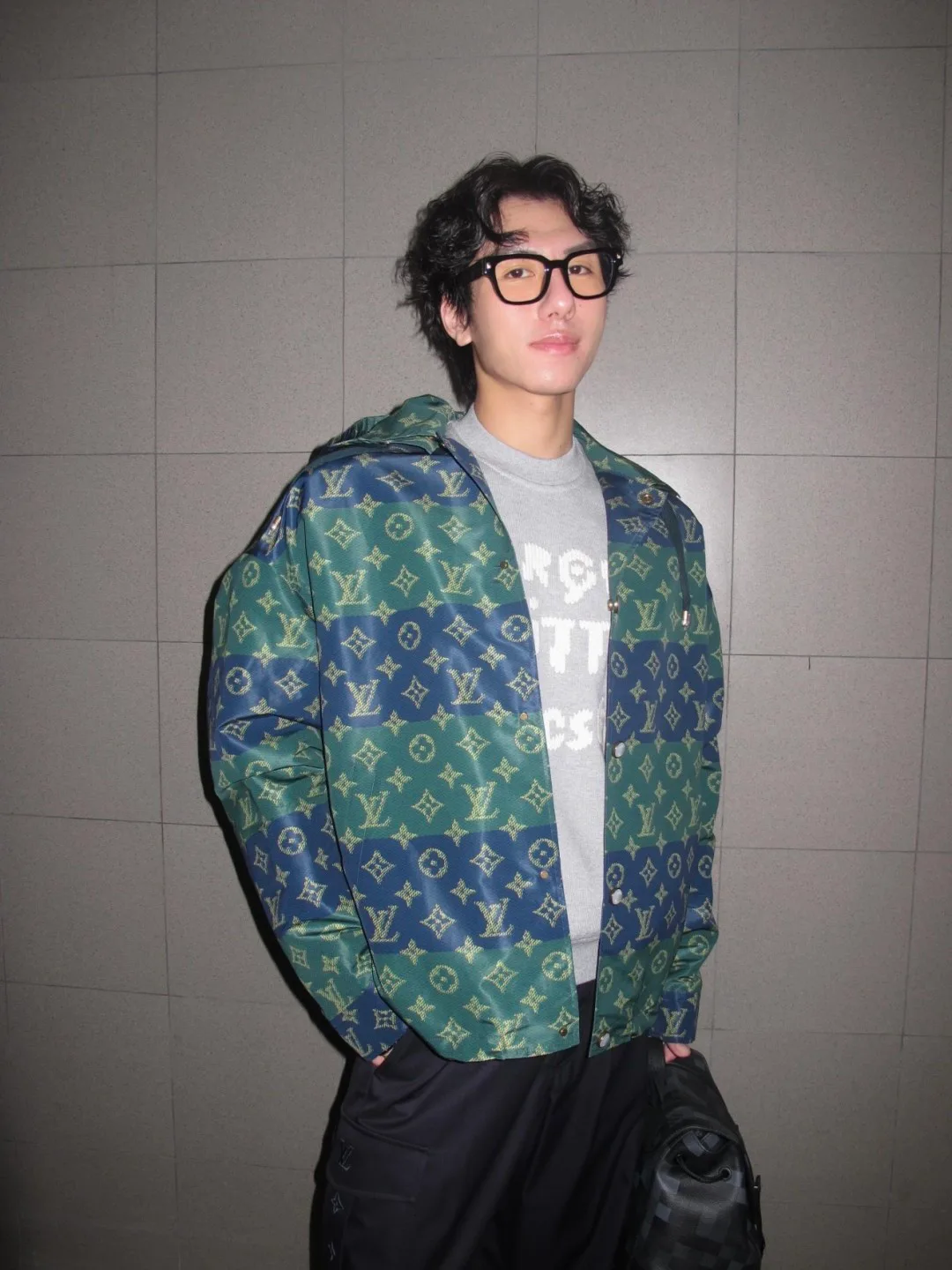 Куртки И Пуховики Мужские Louis Vuitton 8973489