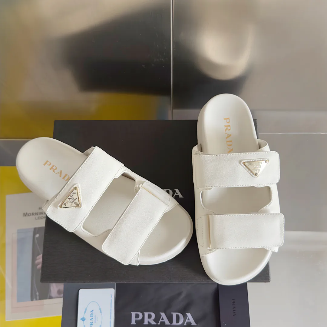 Шлепанцы Женские Prada 26308