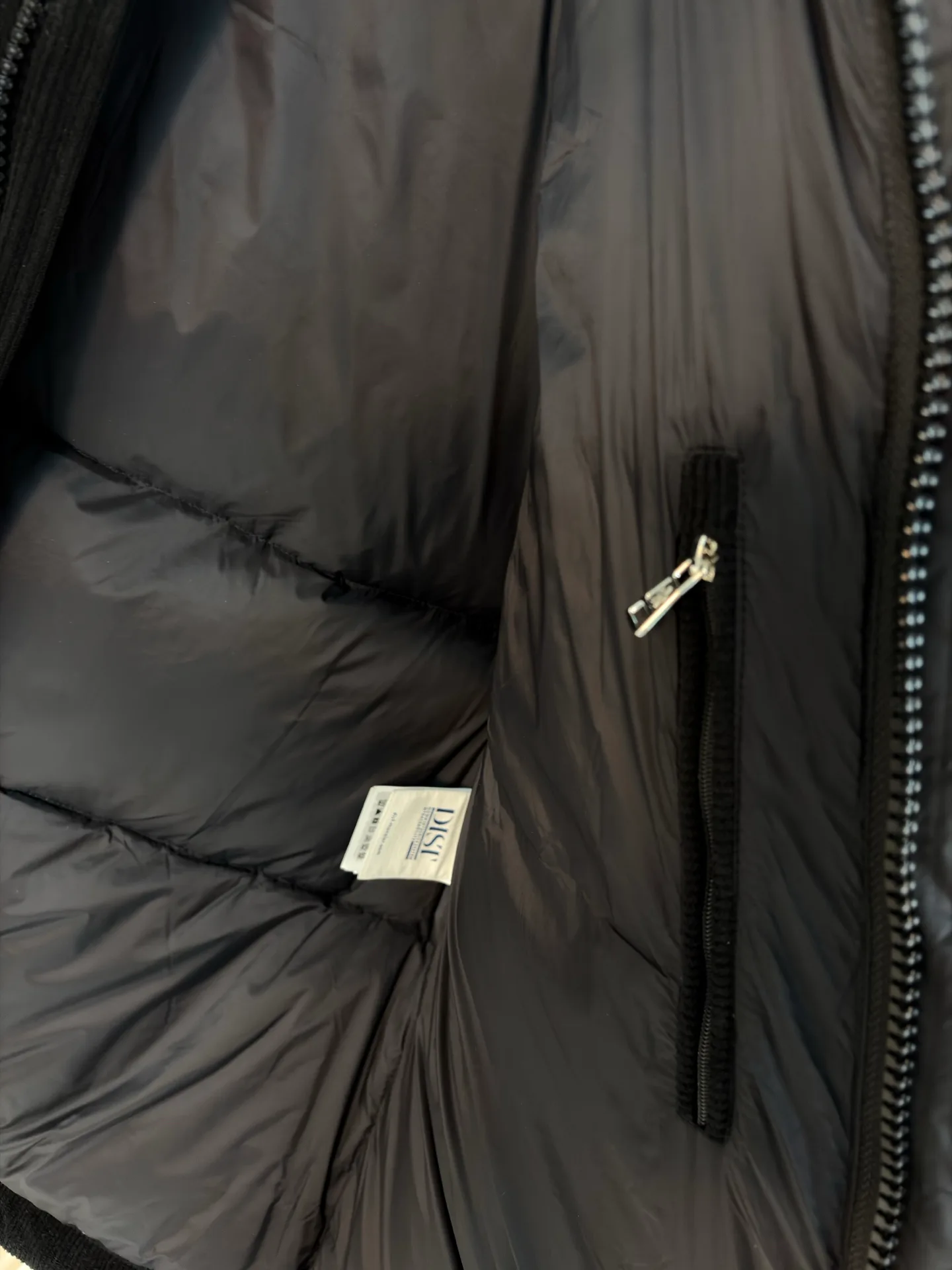 Куртки И Пуховики Мужские Moncler 18199458