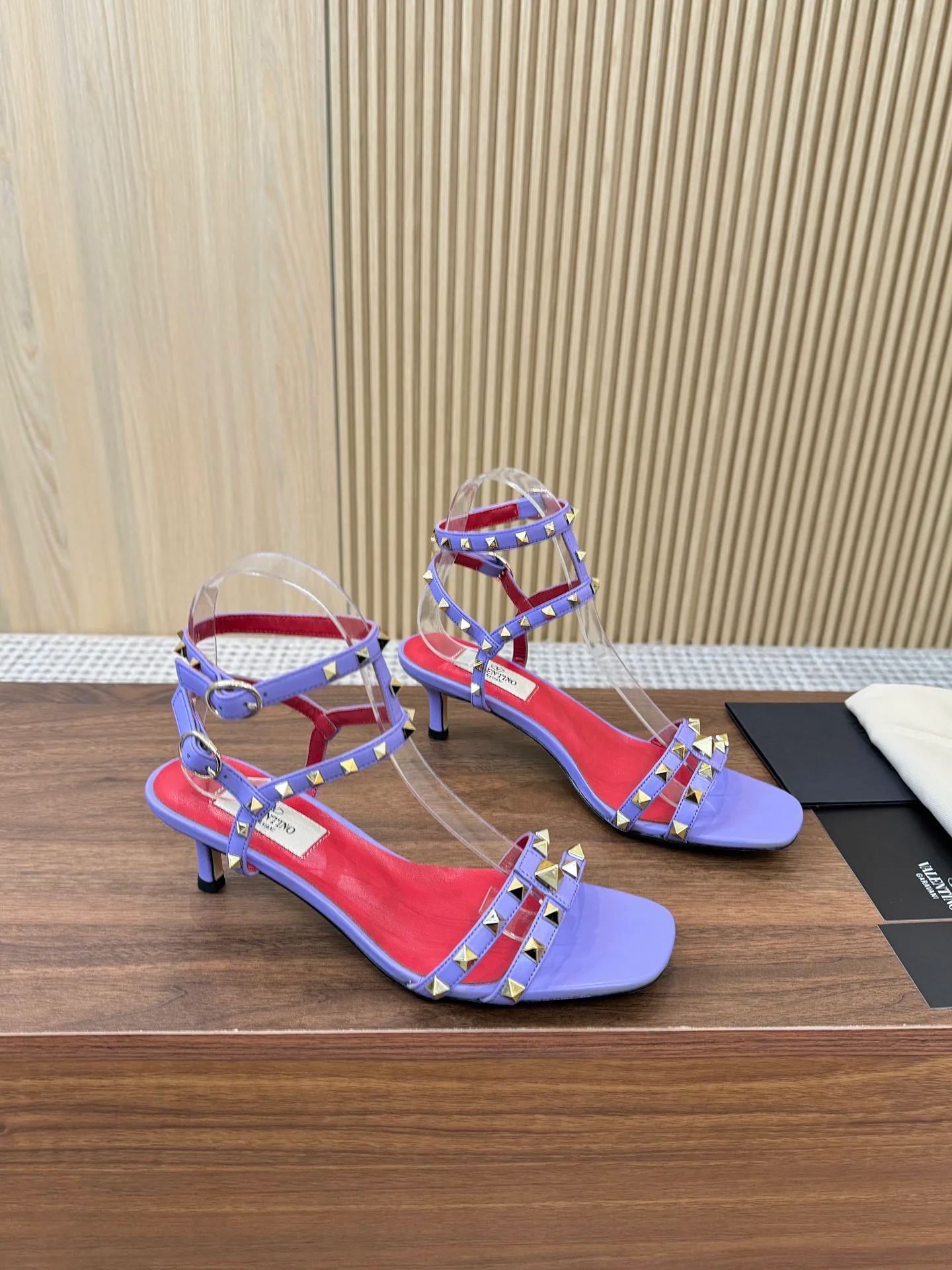 Босоножки Женские Valentino 17411462