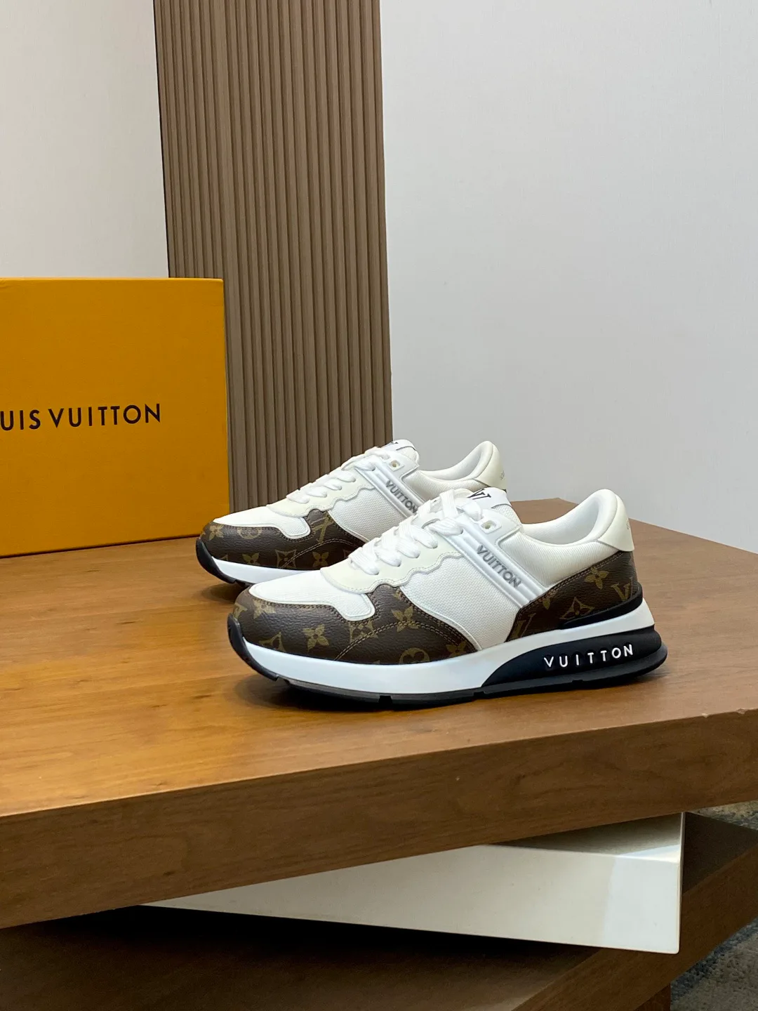 Кроссовки Мужские Louis Vuitton 19782527
