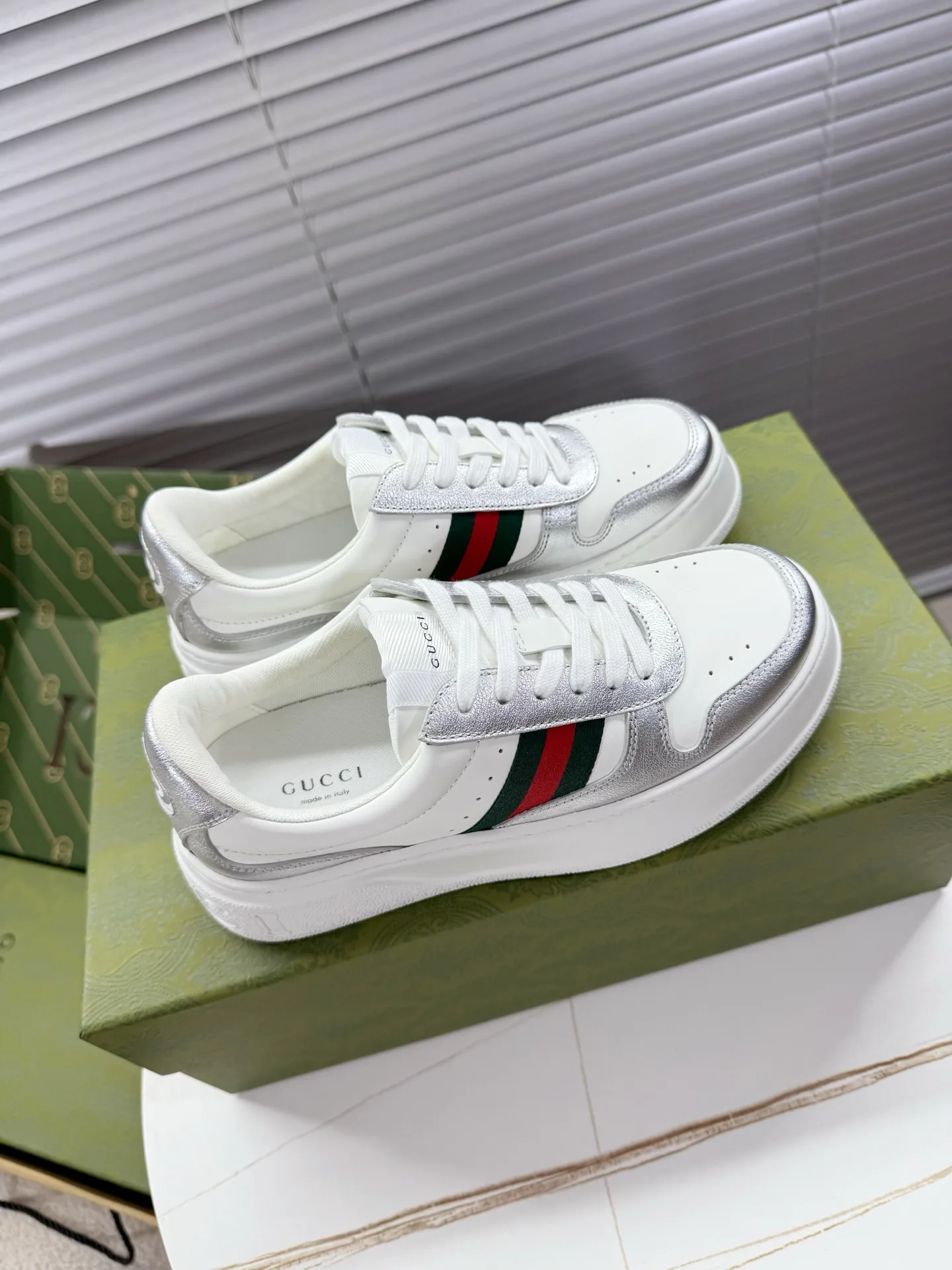 Кеды Женские Gucci 13287302