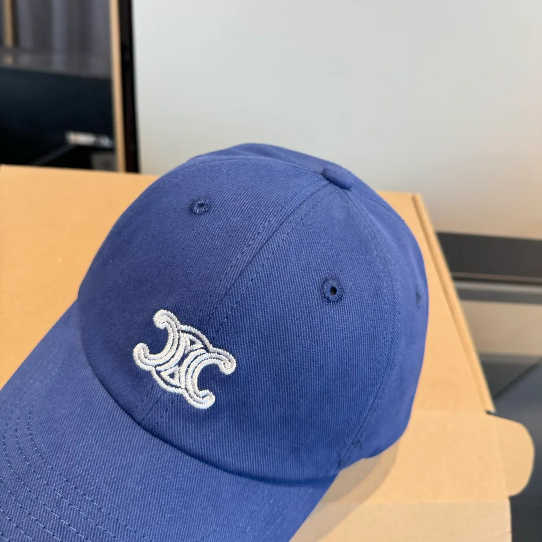 Головные Уборы Celine 1582283