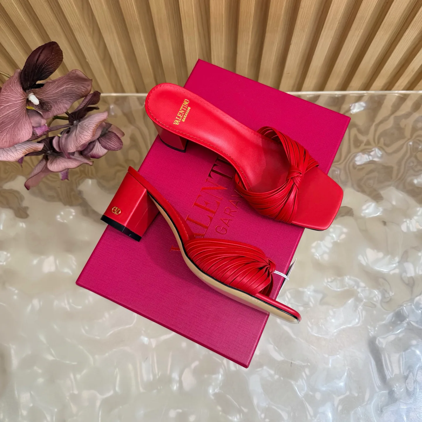 Босоножки Женские Valentino 17728240
