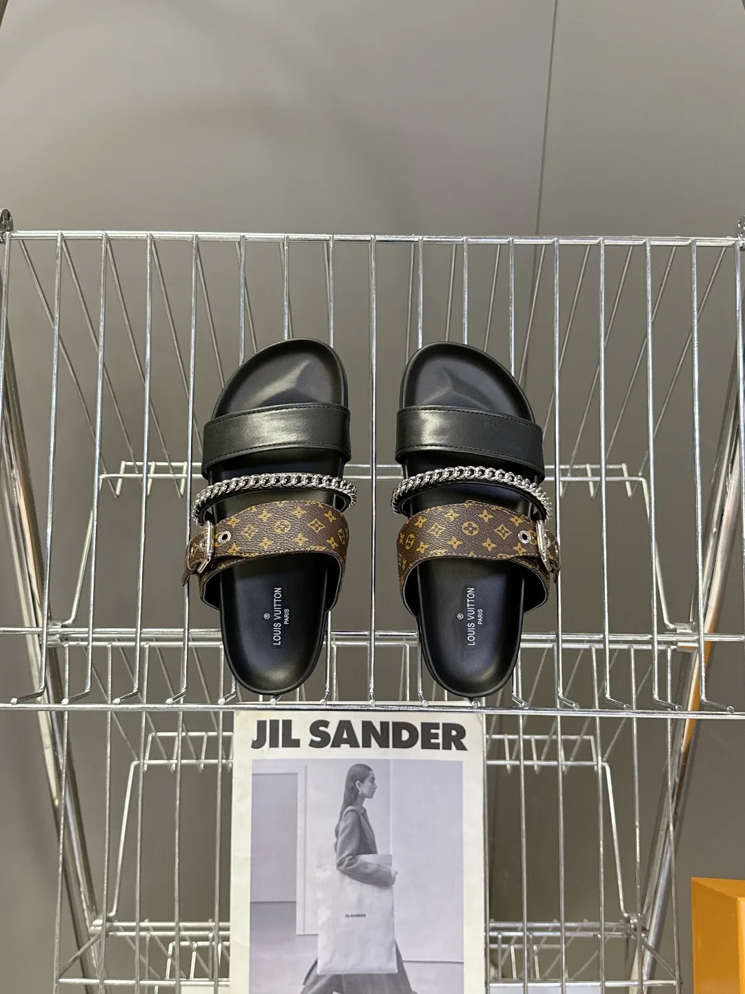 Сандалии Женские Louis Vuitton 13370818