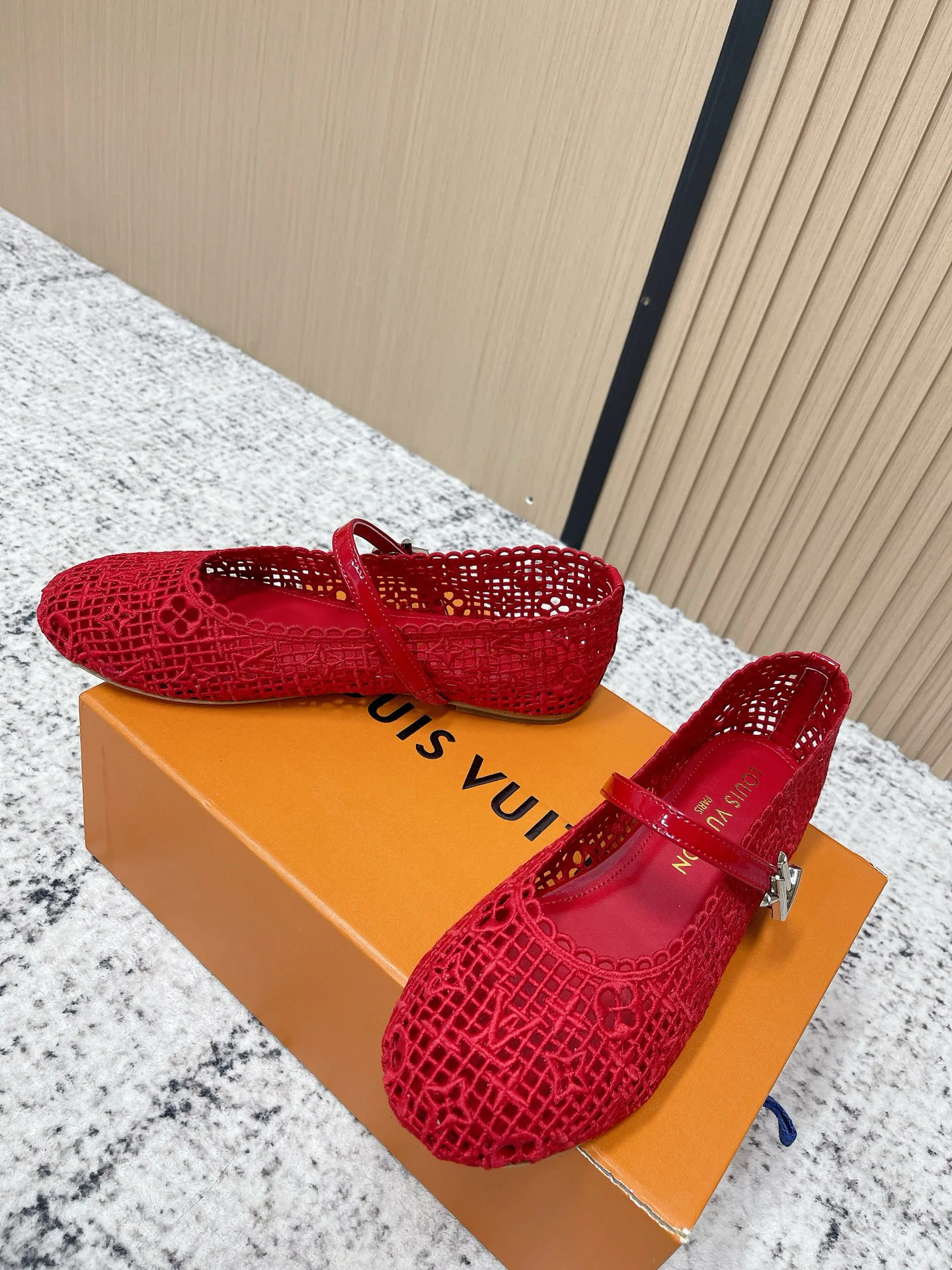 Туфли Женские Louis Vuitton 12958142