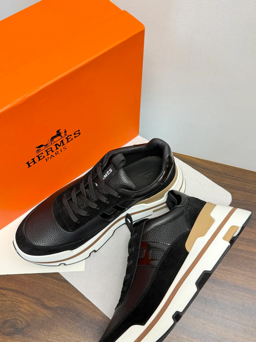 Кроссовки Мужские Hermes 19147609
