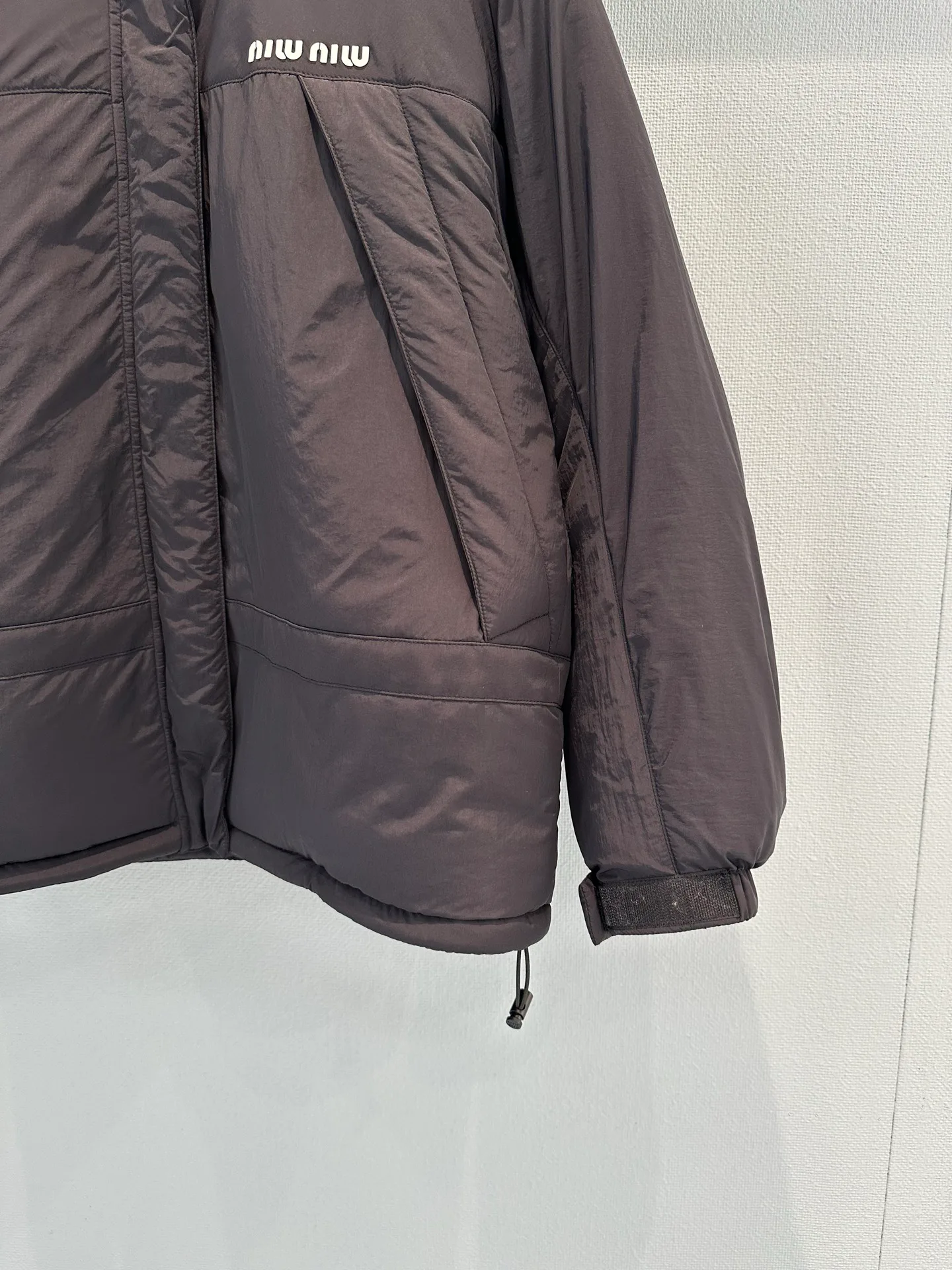 Куртки И Пуховики Женские Miu Miu 19772251