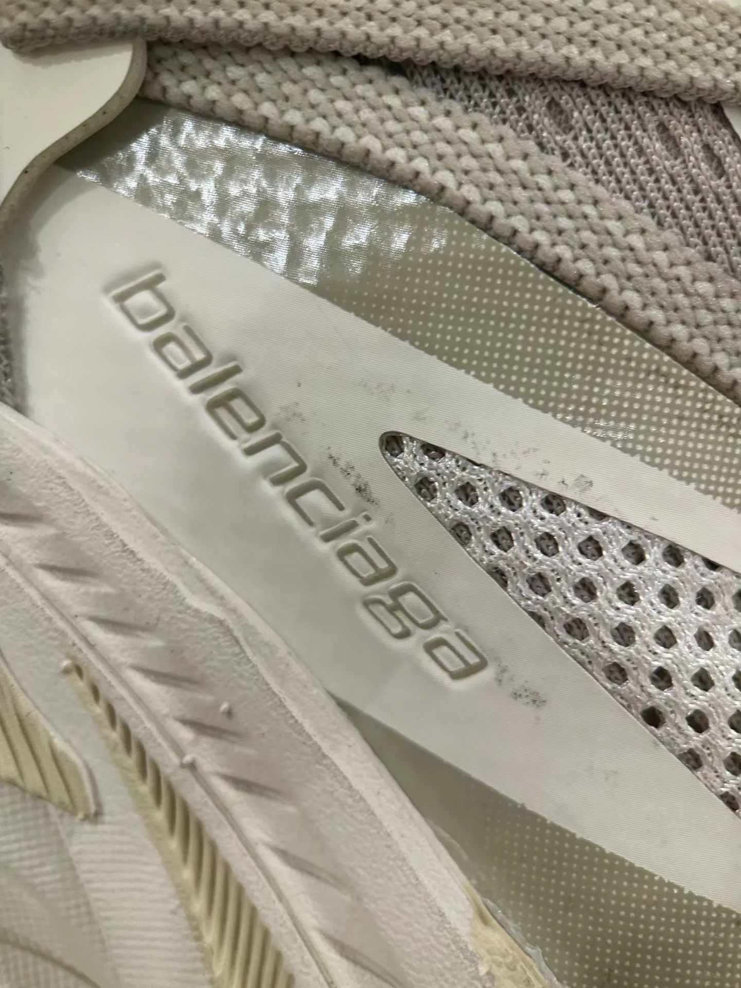 Кроссовки Женские Balenciaga 17001292