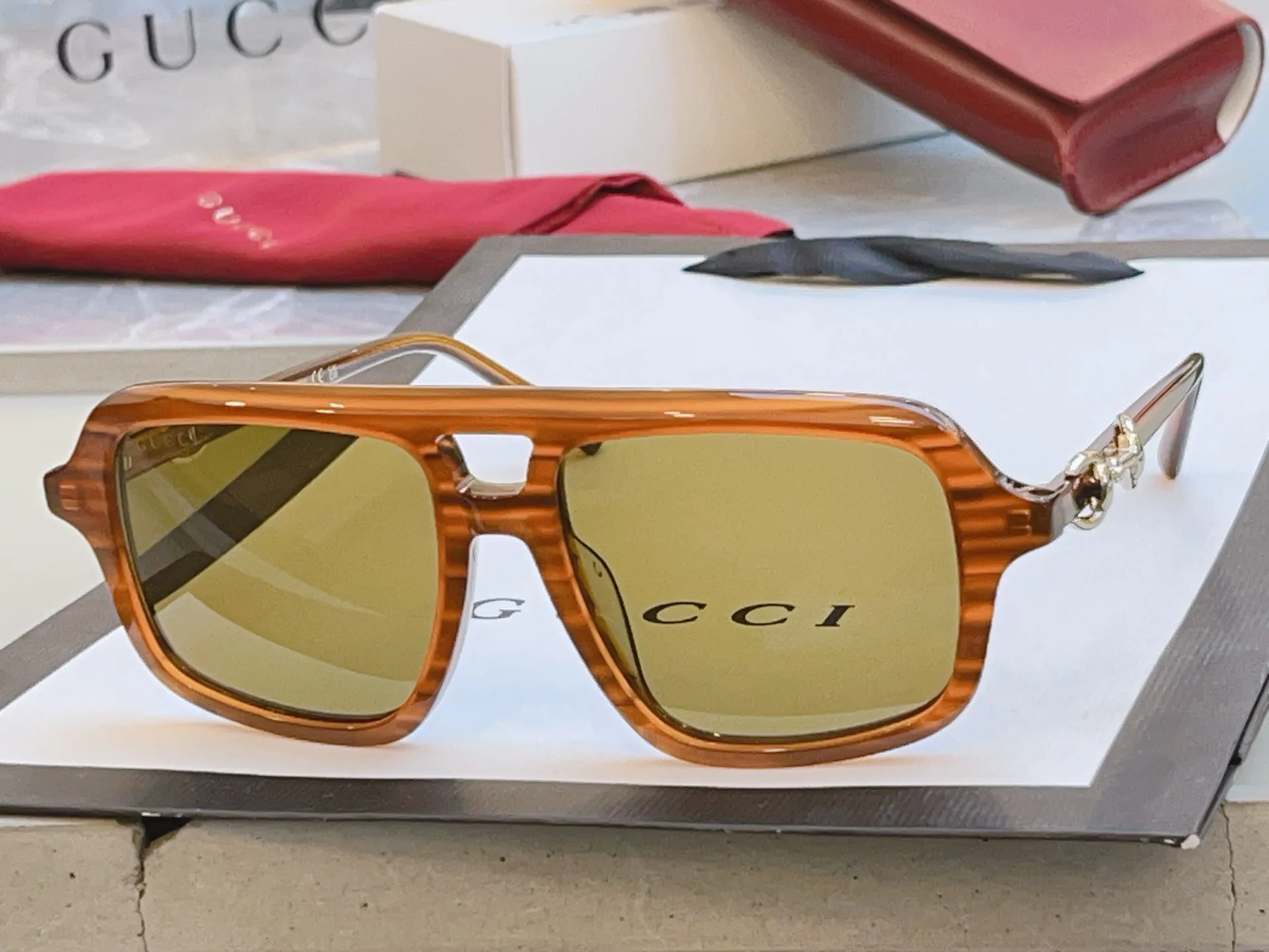 Очки Gucci 11432757