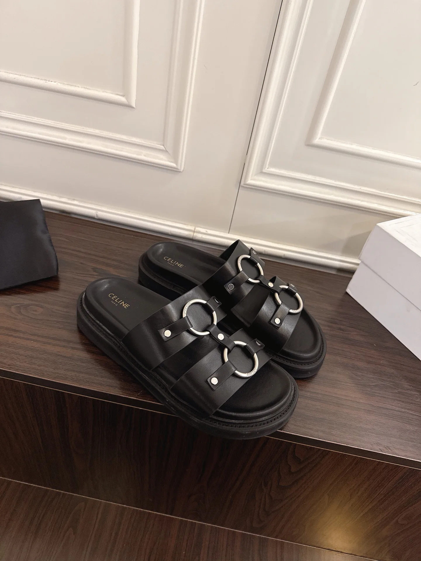 Шлепанцы Женские Celine 3120920