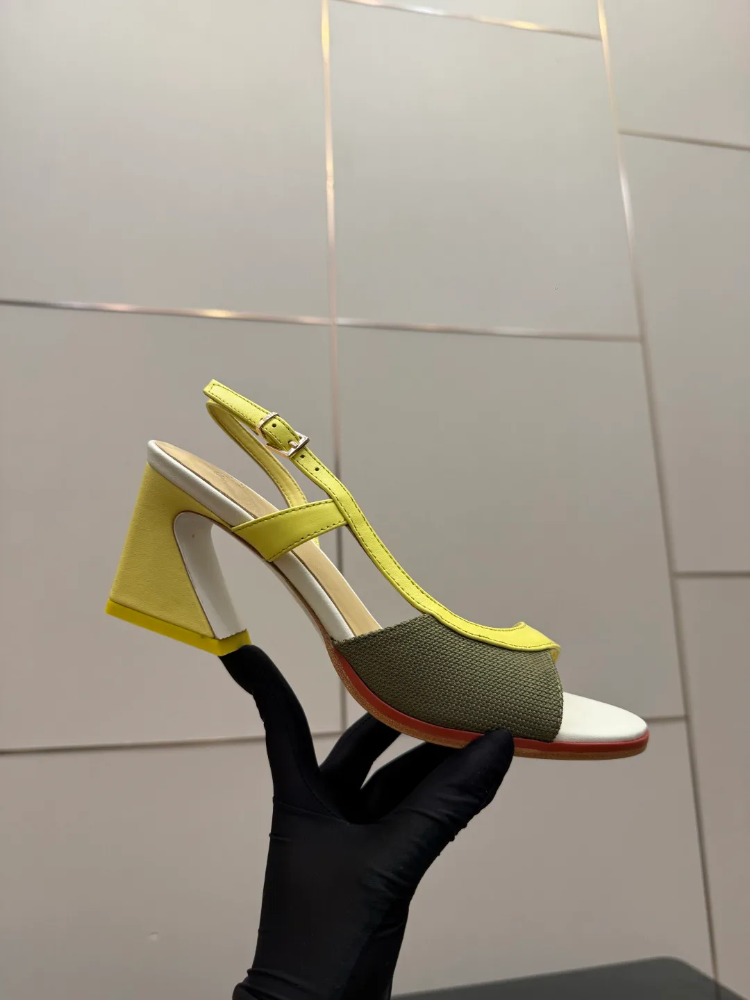 Туфли Женские Fendi 11755380