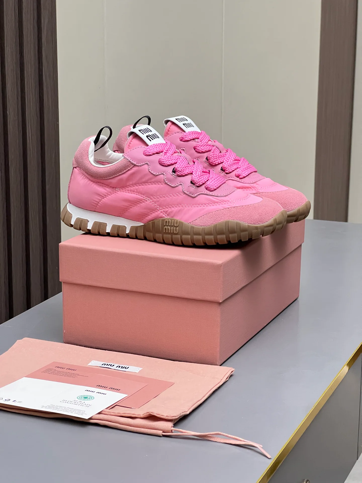 Кроссовки Женские Miu Miu 17968636