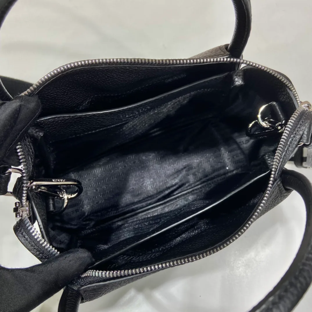 Сумки На Ремне Женские Prada 11449115