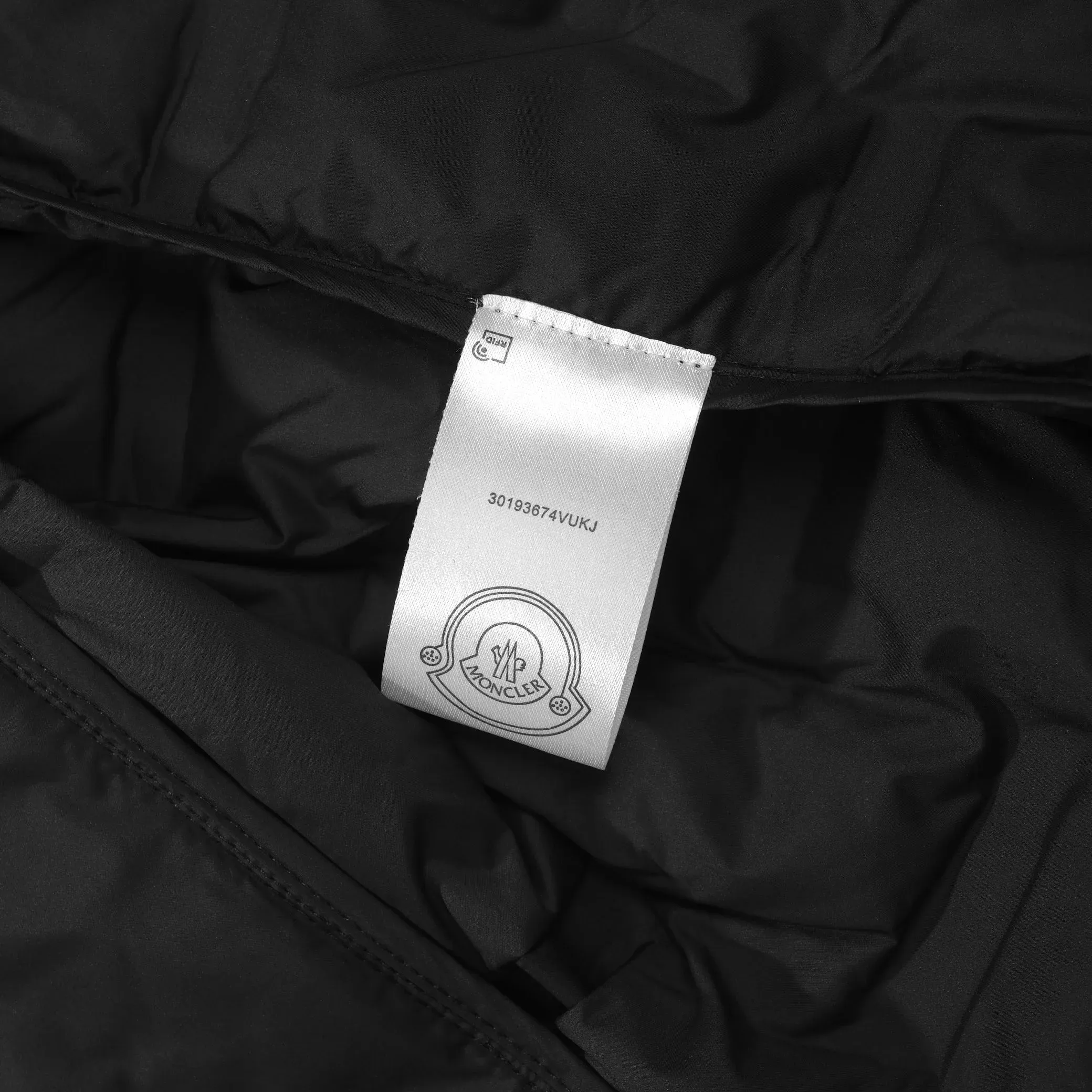 Куртки И Пуховики Женские Moncler 213086