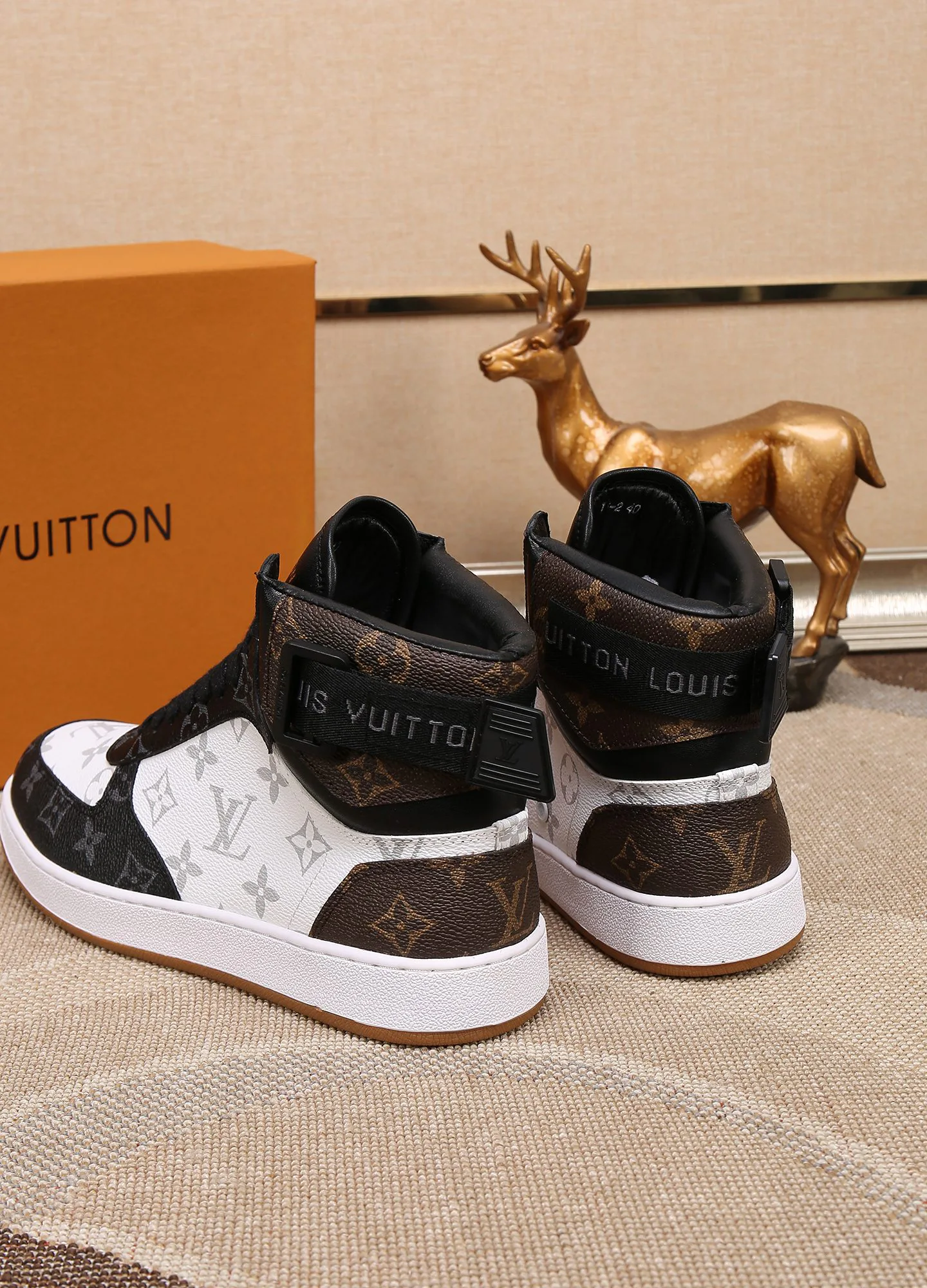 Кроссовки Мужские Louis Vuitton 438127