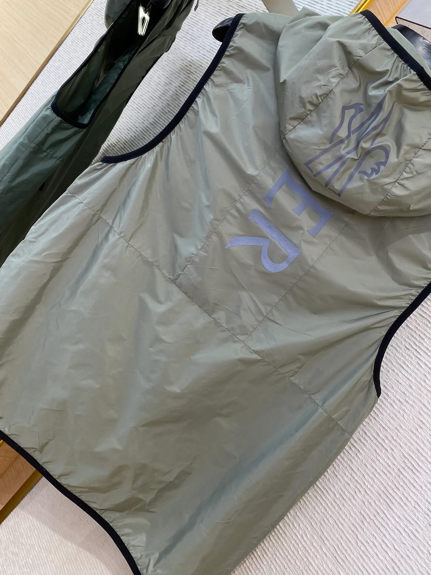 Жилеты Мужские Moncler 658738