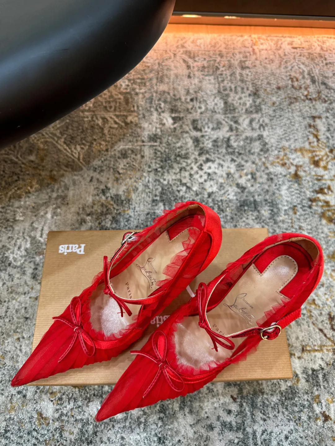 Туфли Женские Christian Louboutin 17524666