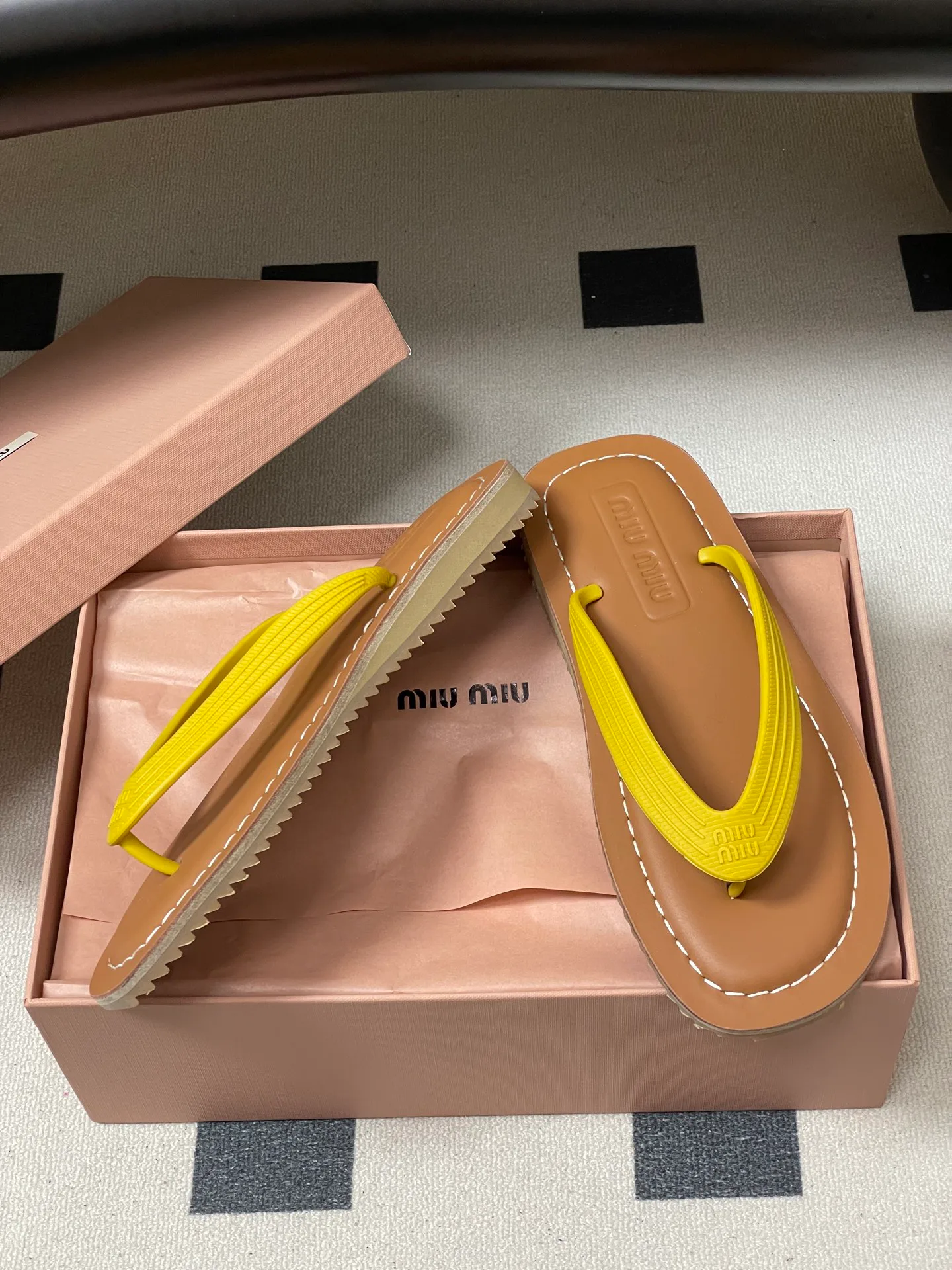 Шлепанцы Женские Miu Miu 13132809