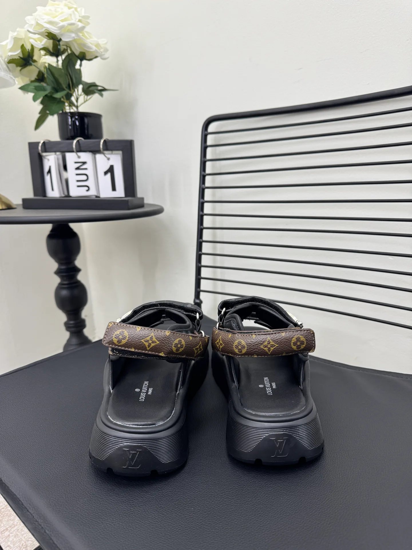 Сандалии Женские Louis Vuitton 11055247