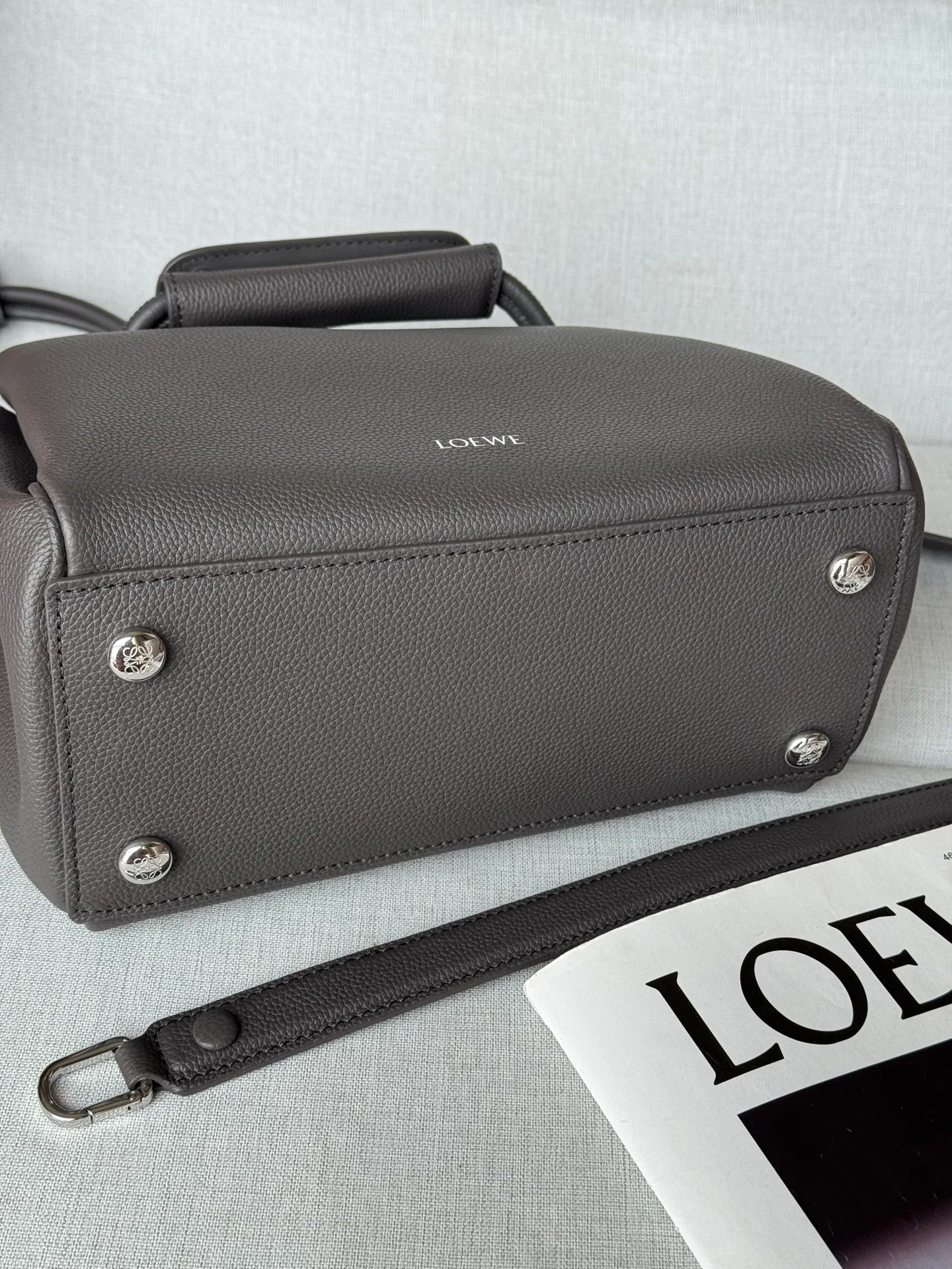 Классические Сумки Женские Loewe 17551244
