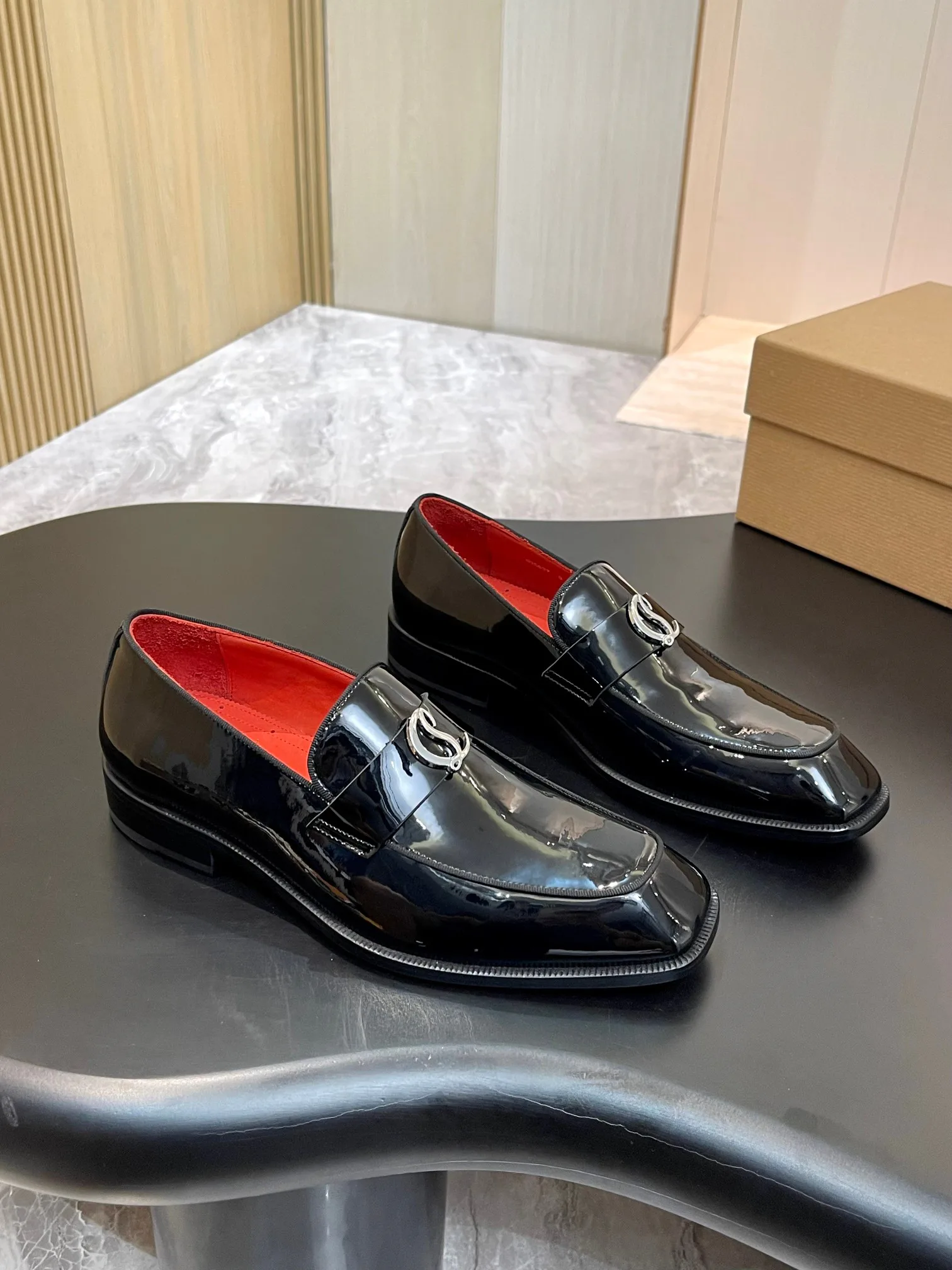 Лоферы И Туфли Мужские Christian Louboutin 18119110