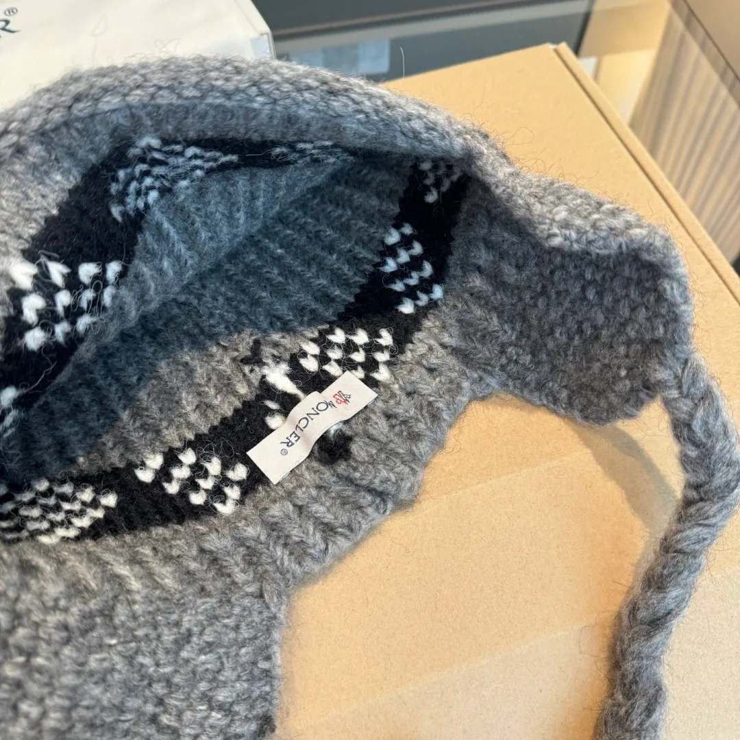 Головные Уборы Moncler 720200