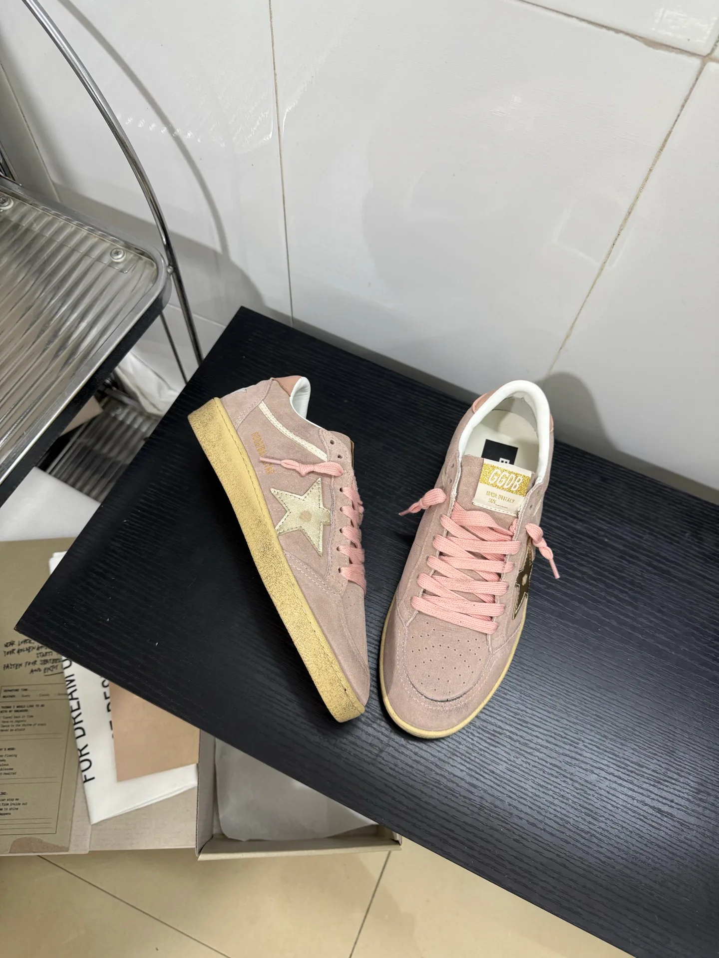 Кроссовки Женские Golden Goose 18211935