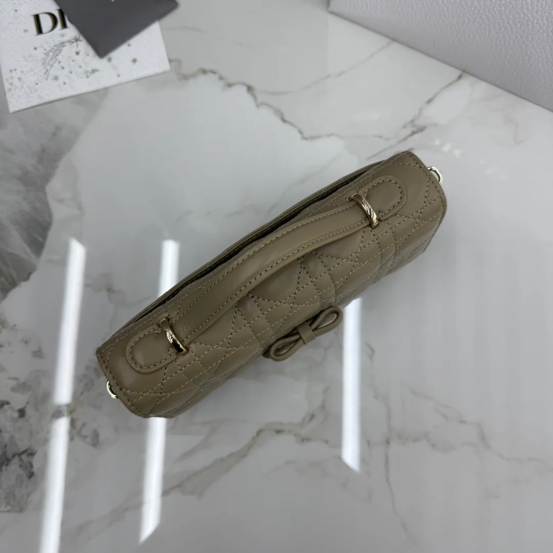 Классические Сумки Женские Christian Dior 12594767