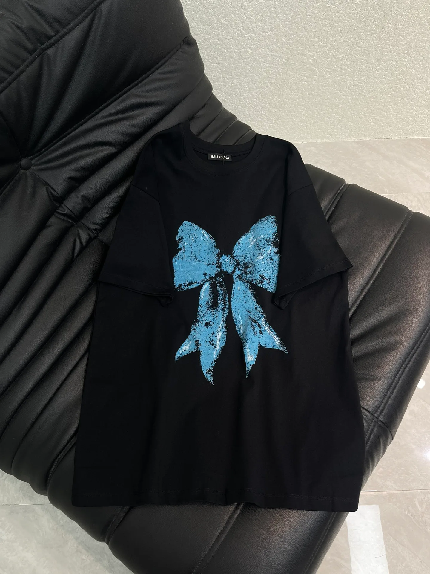 Футболки Женские Balenciaga 935250